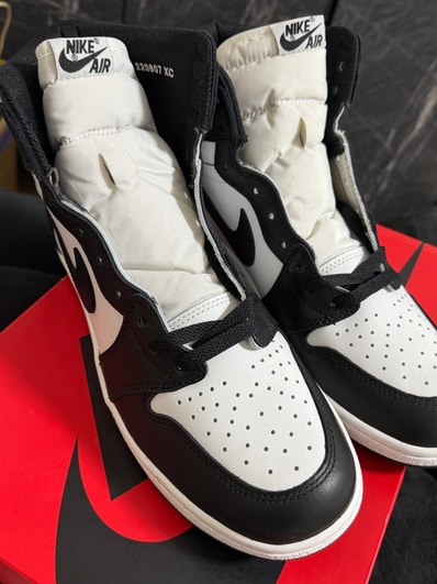 Nike Air Jordan 1 High '85 "Black/White"