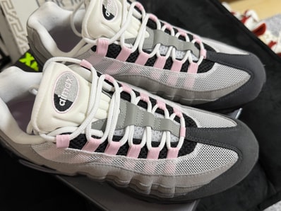 Nike Women's Air Max 95 OG Big Bubble "Medium Grey/Pink Foam"