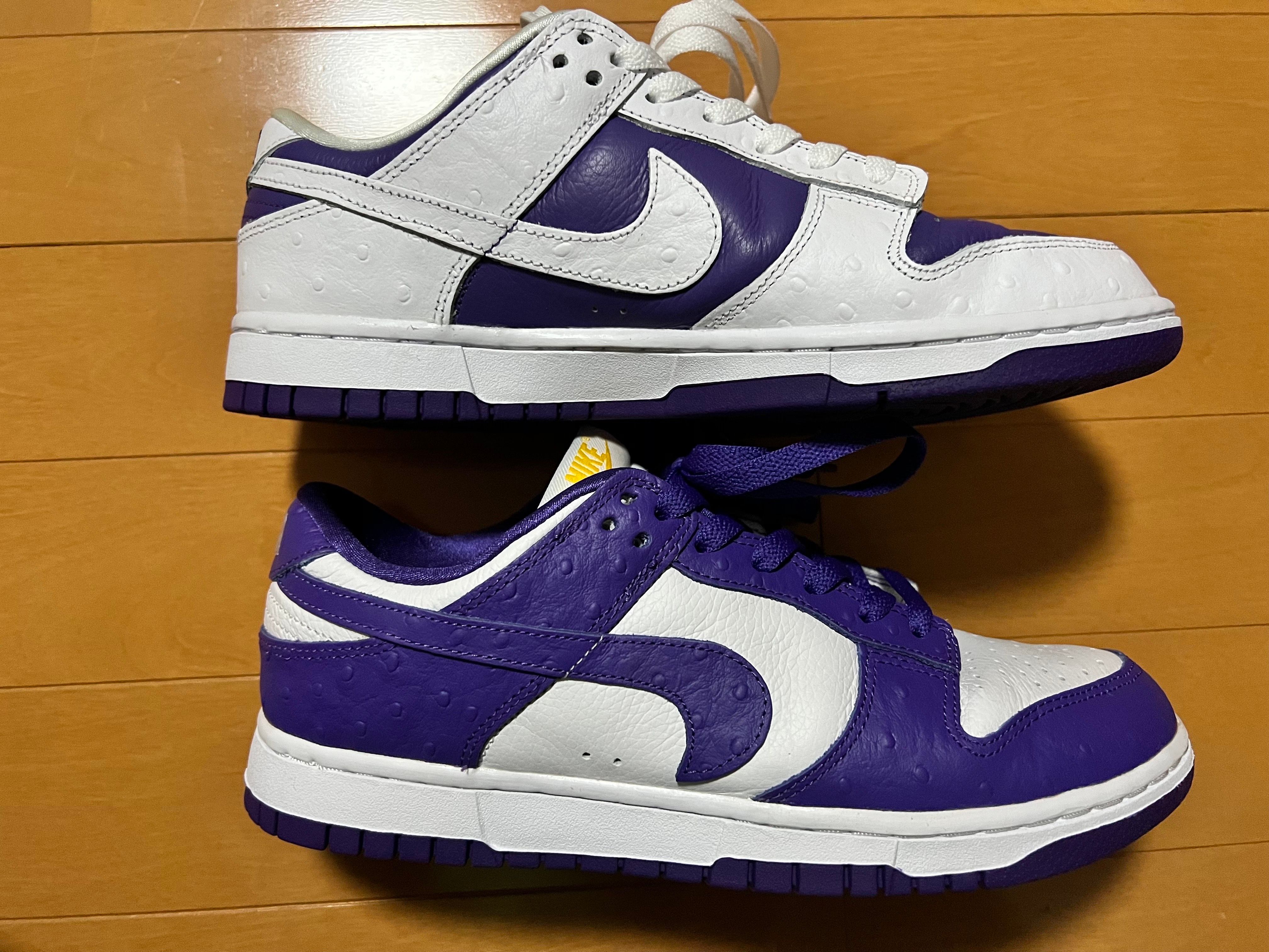 Nike Women's Dunk Low "Made You Look"