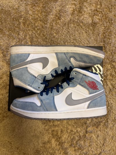 Nike Air Jordan 1 Mid SE "White/Hyper Royal/Red"