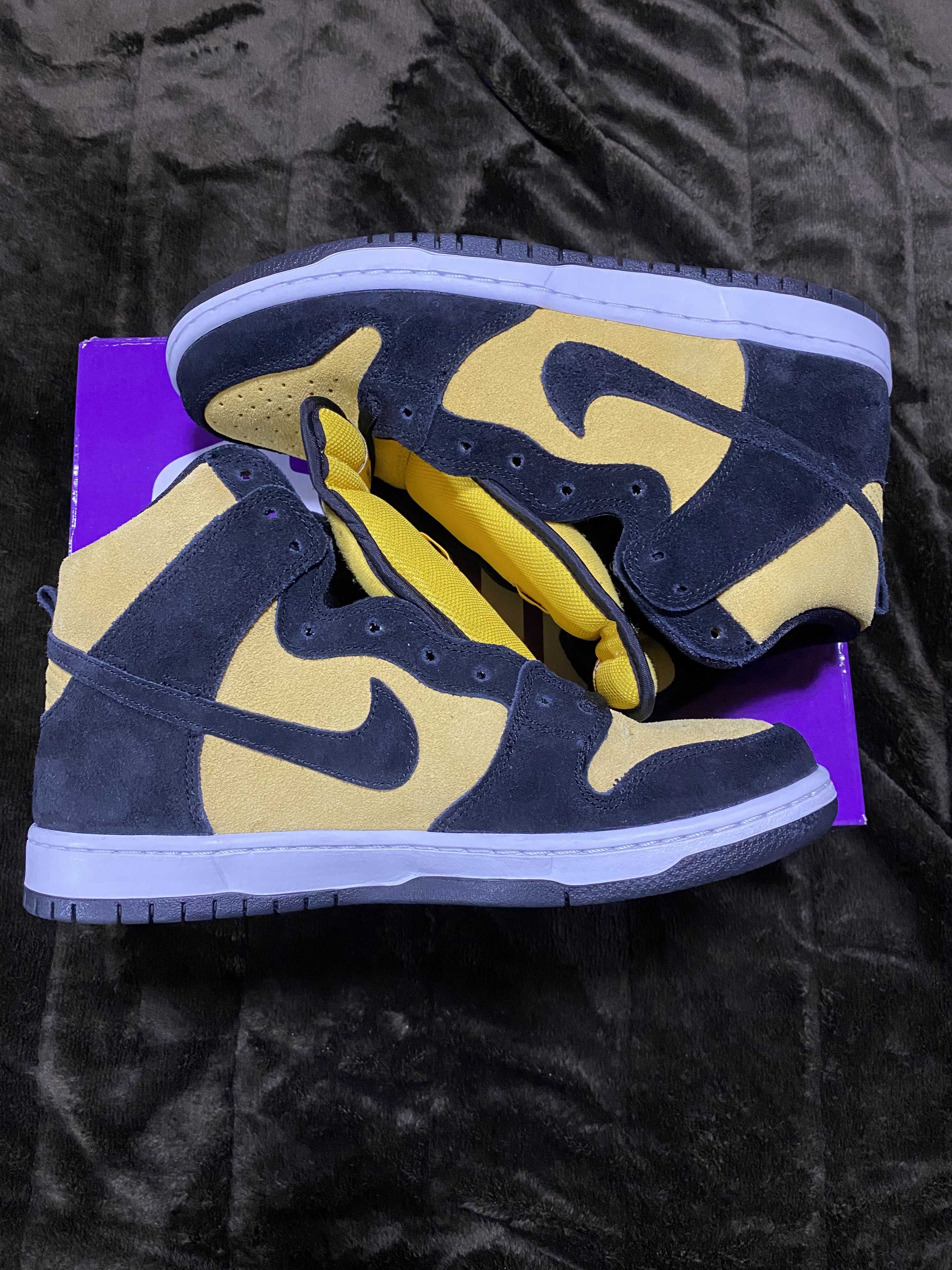 NIKE SB DUNK HIGH "MAIZE AND BLACK"