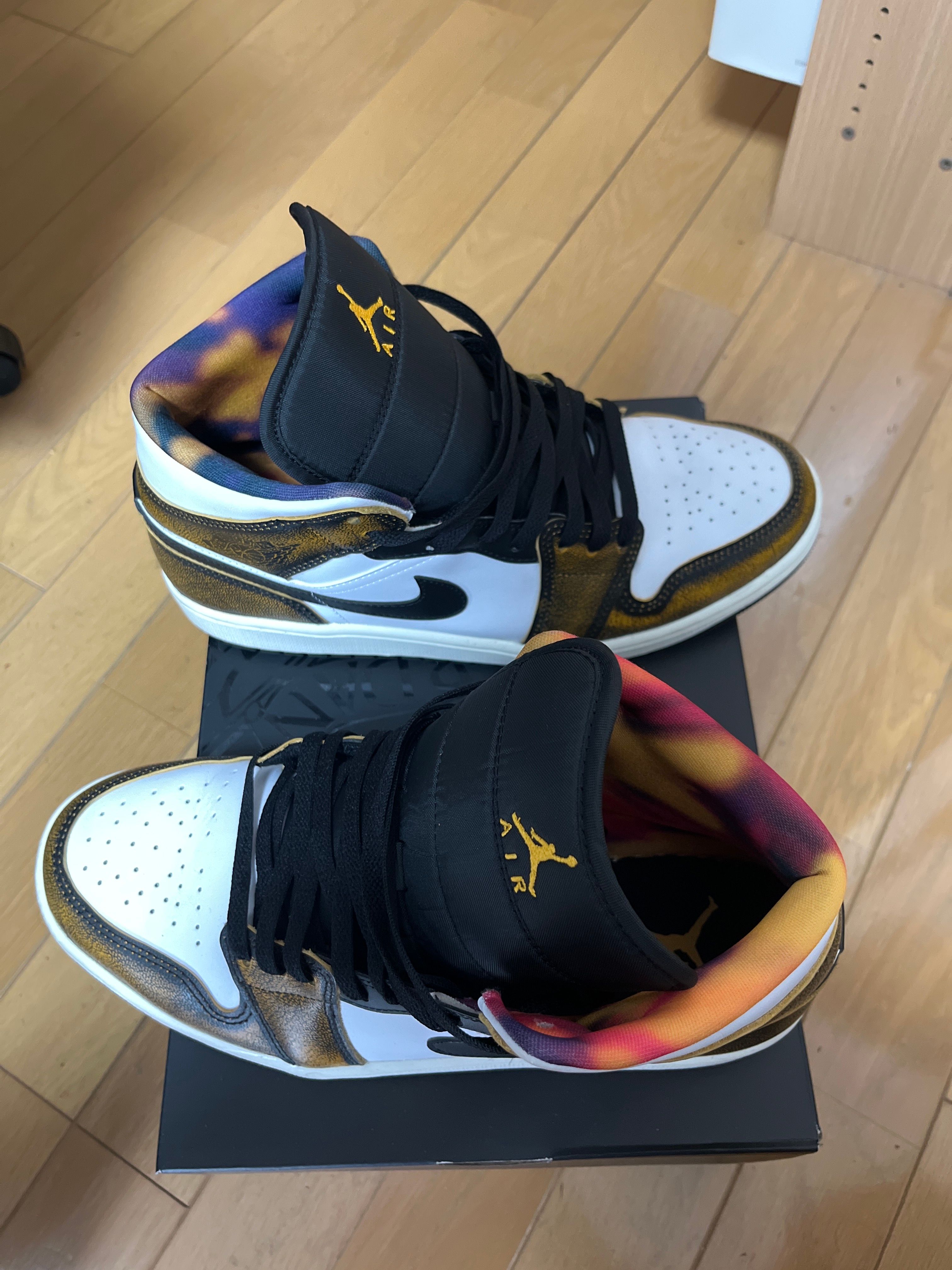 Nike Air Jordan 1 Mid "Wear Away"