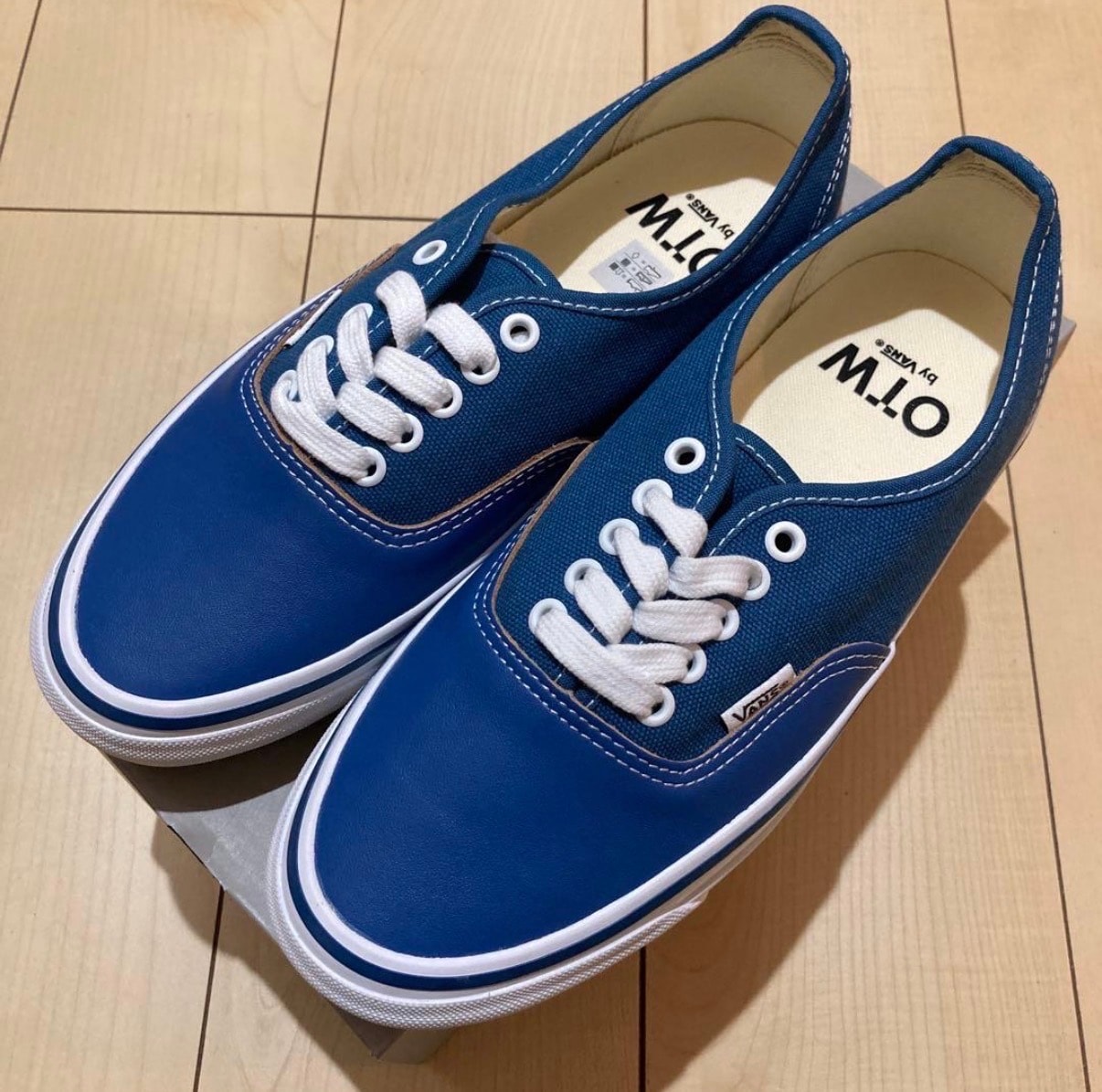 OTW by Vans Authentic 44 Siped Vibram "Navy"