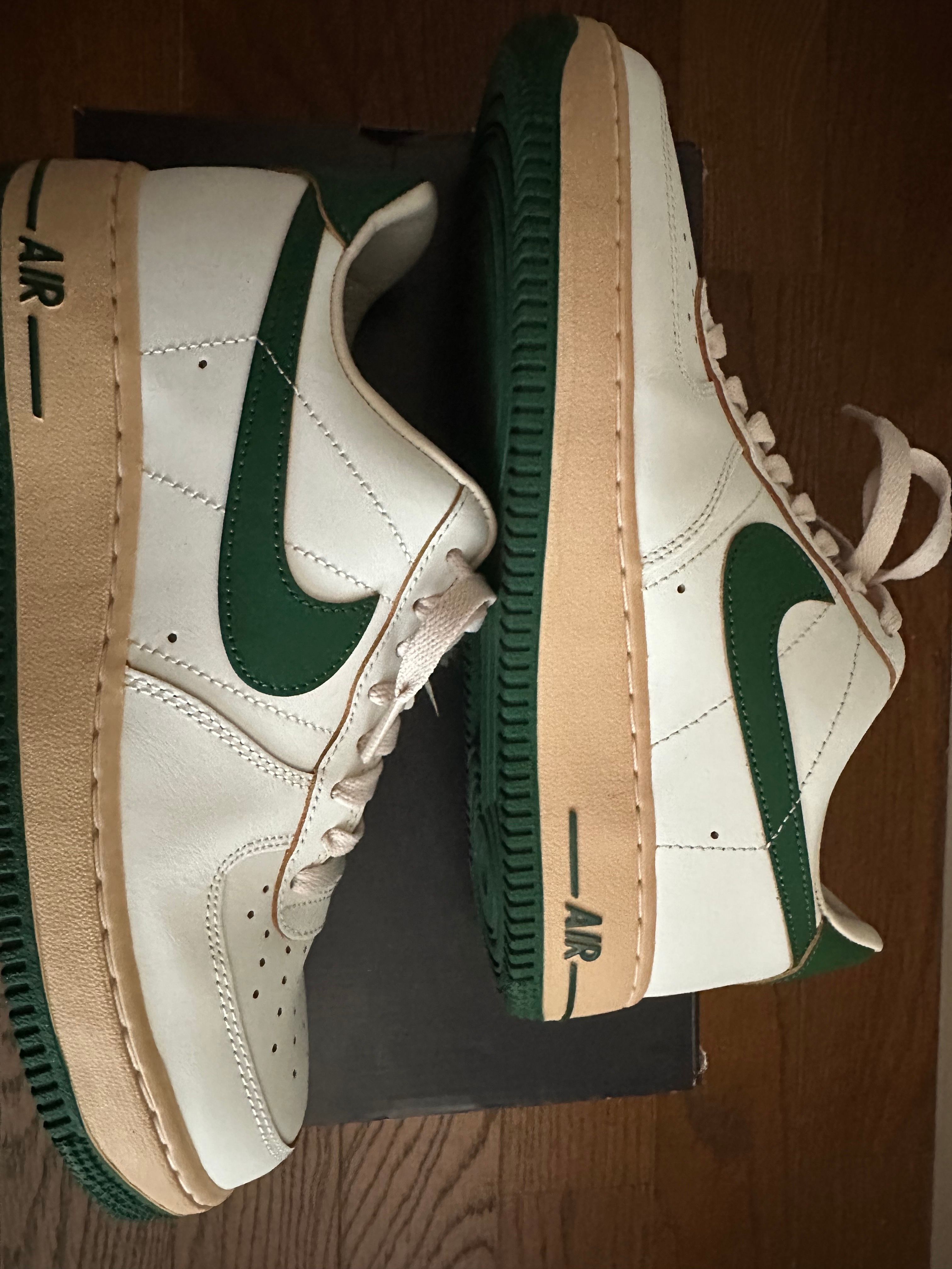 Nike Women's Air Force 1 Low "Green and Muslin"
