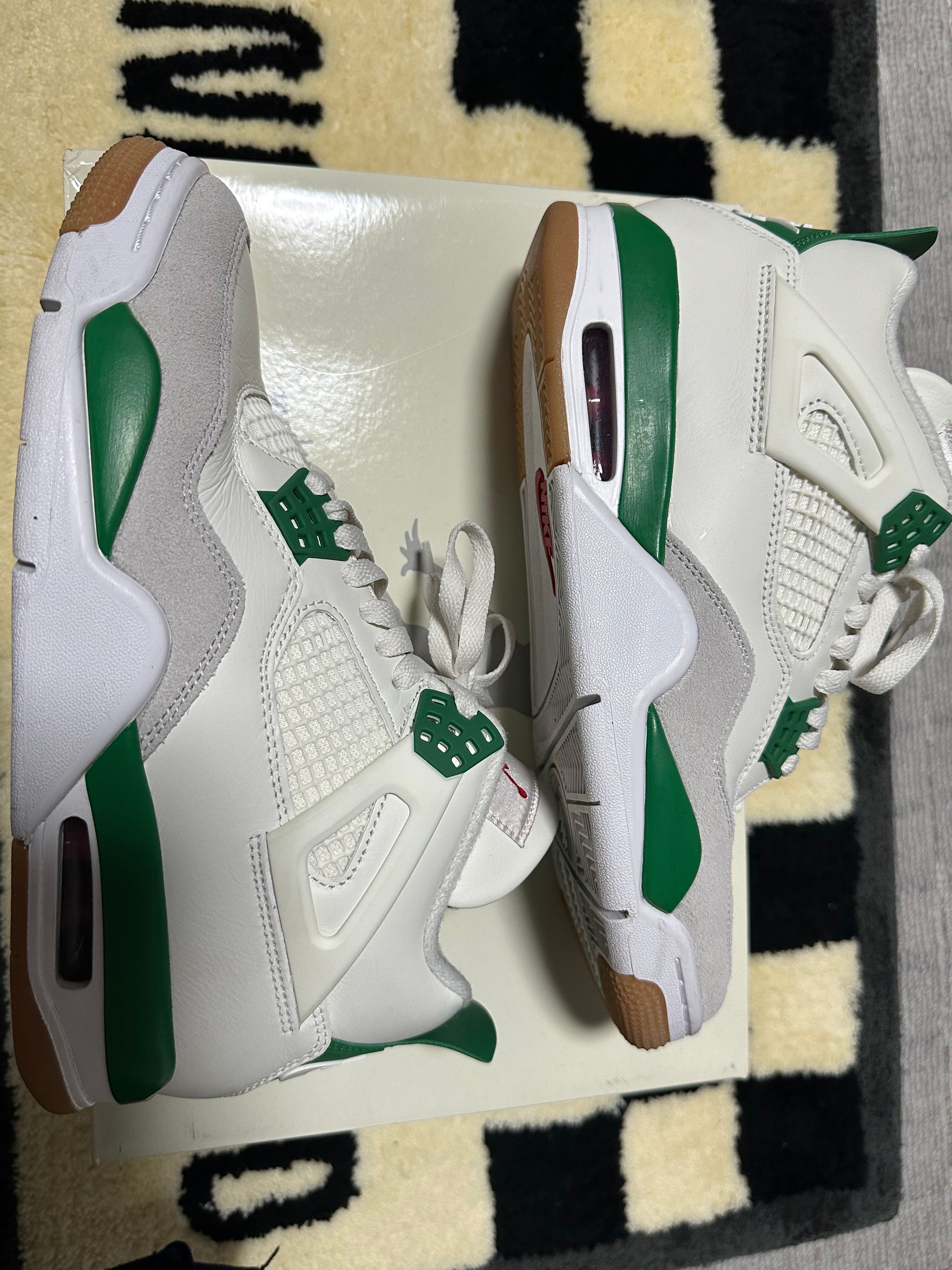 Nike SB × Air Jordan 4 Retro SP "Pine Green"