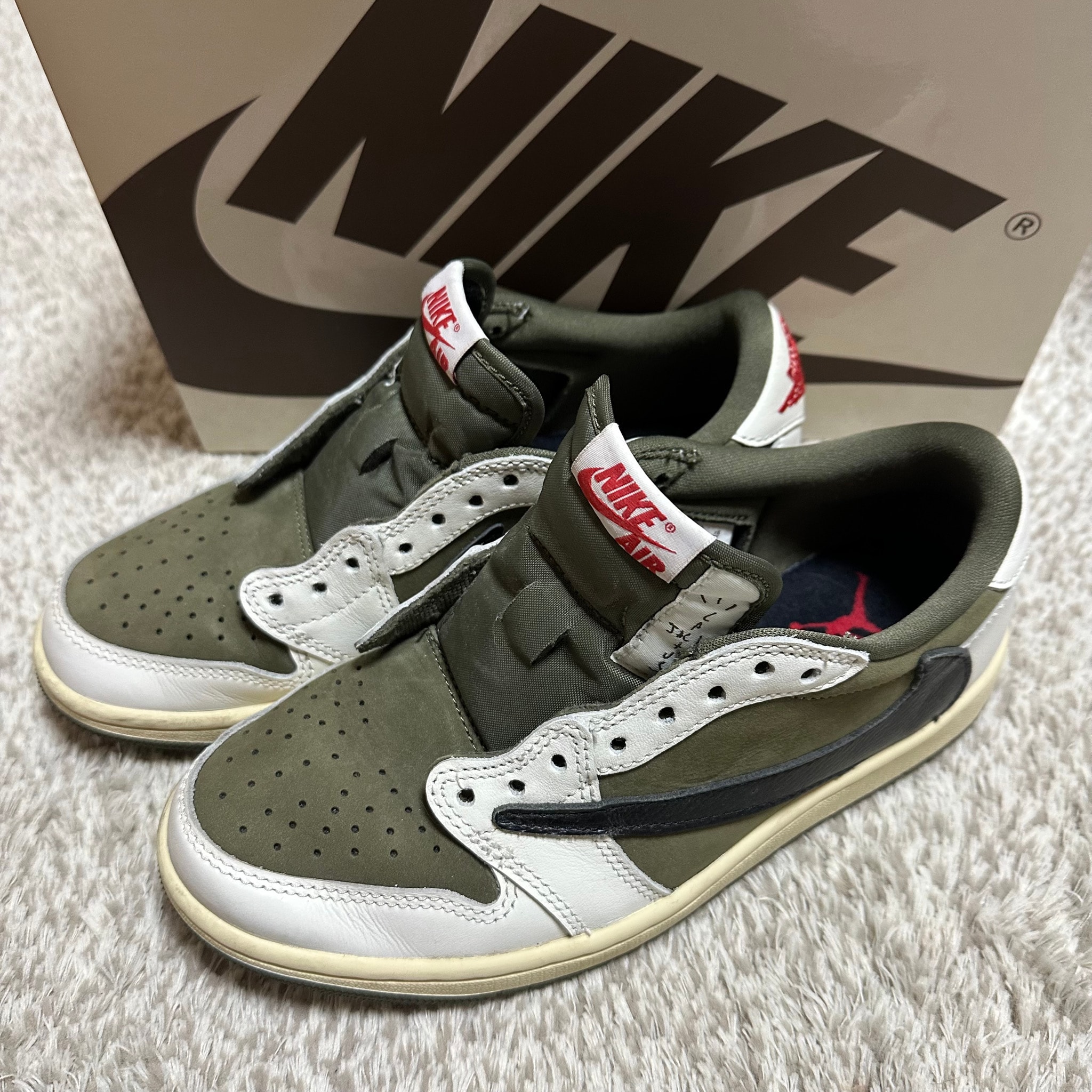 Travis Scott × Nike Air Jordan 1 Low OG SP "Reverse Olive"