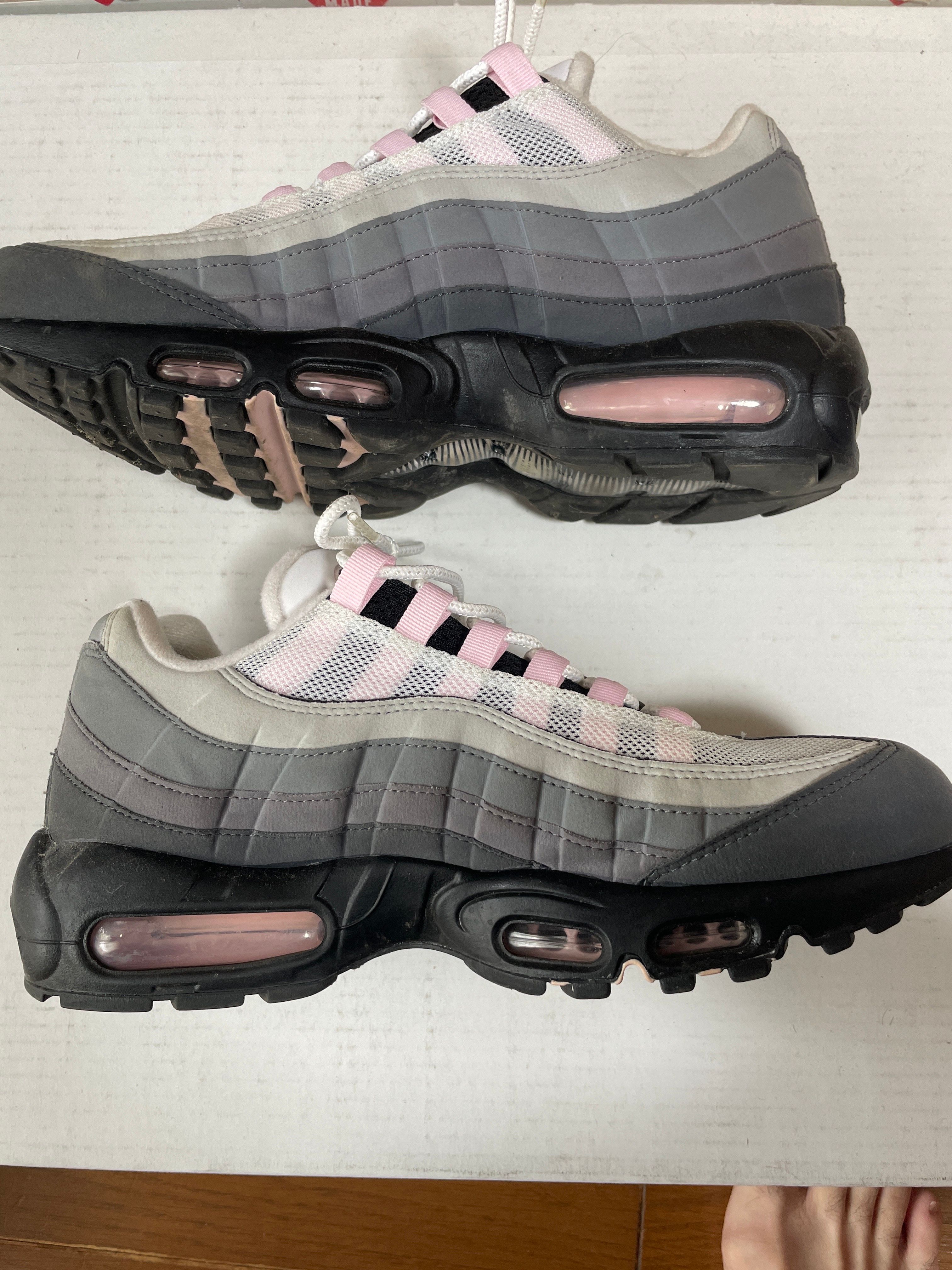 Nike Air Max 95 "Gunsmoke/Pink Foam"