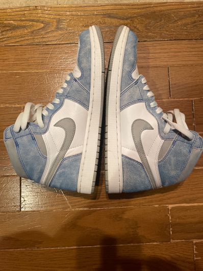 Nike Air Jordan 1 High OG "Hyper Royal"