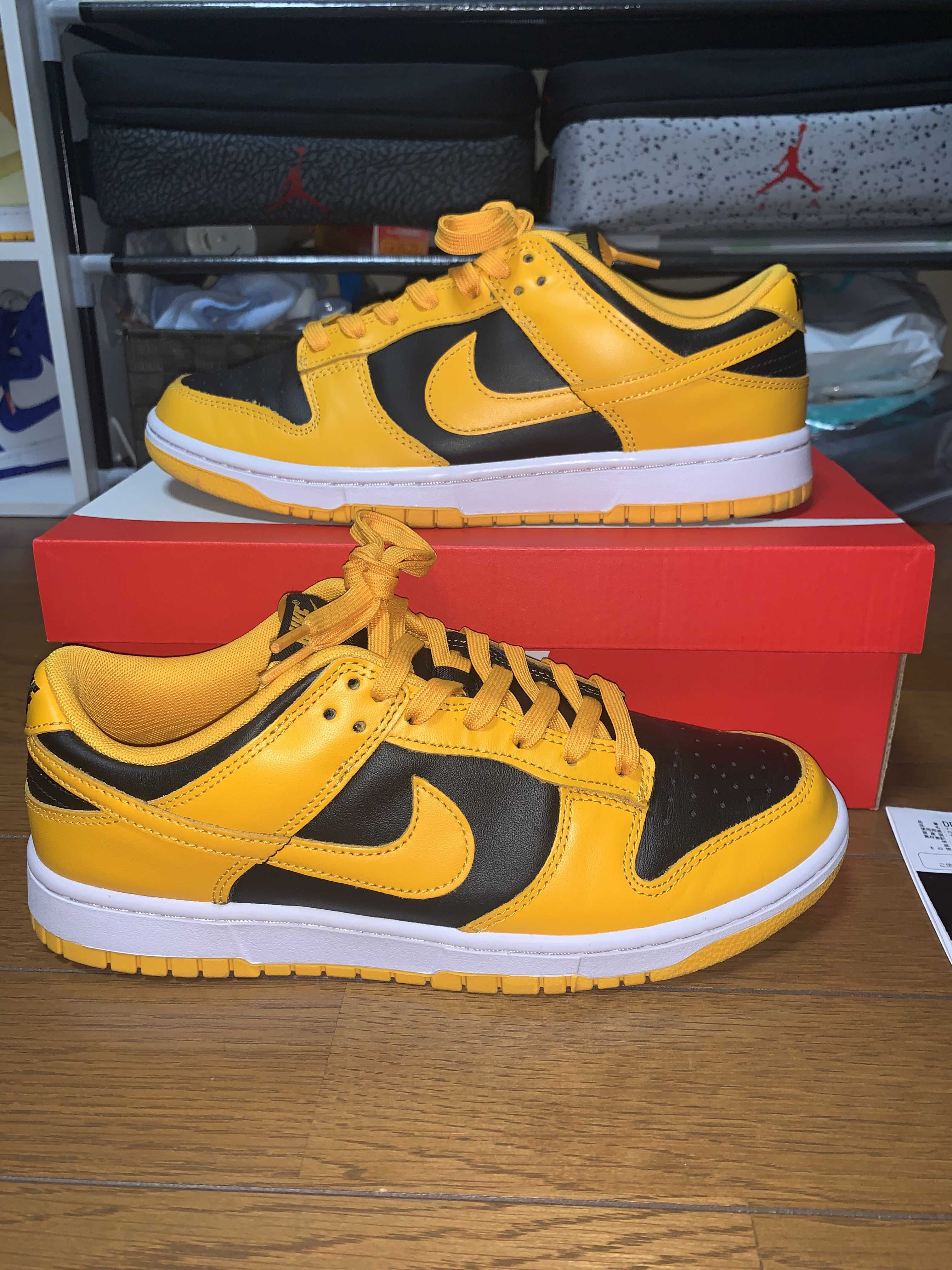Nike Dunk Low "Championship Goldenrod"