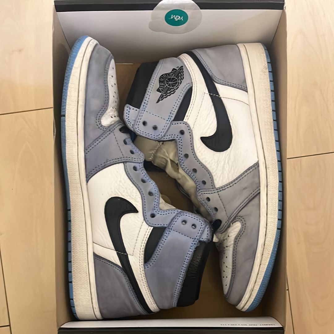 Nike Air Jordan 1 High OG "University Blue"