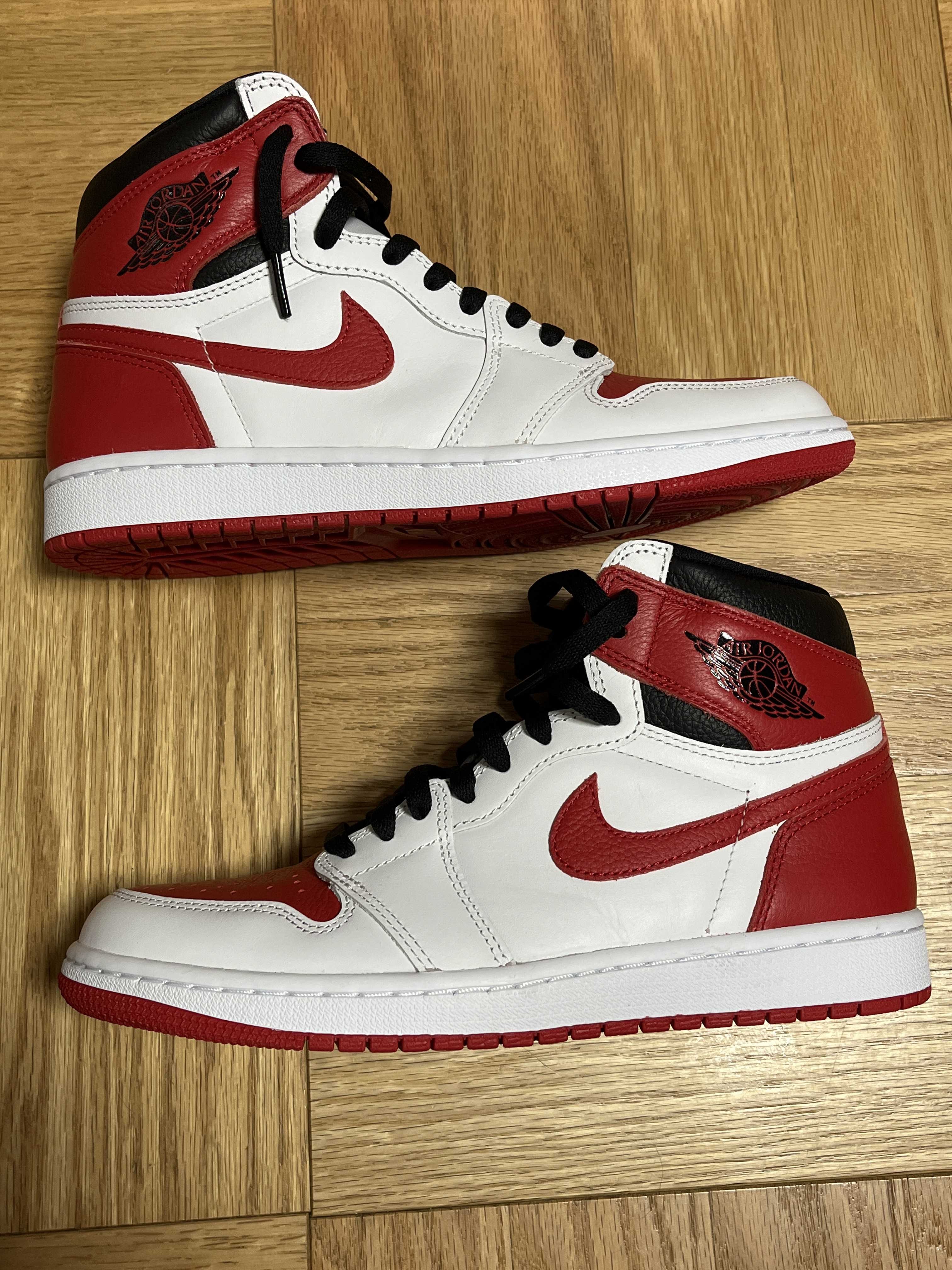 Nike Air Jordan 1 High OG "Heritage"