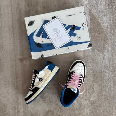 Travis Scott × fragment design × Nike Air Jordan 1 Low OG SP "Military Blue"