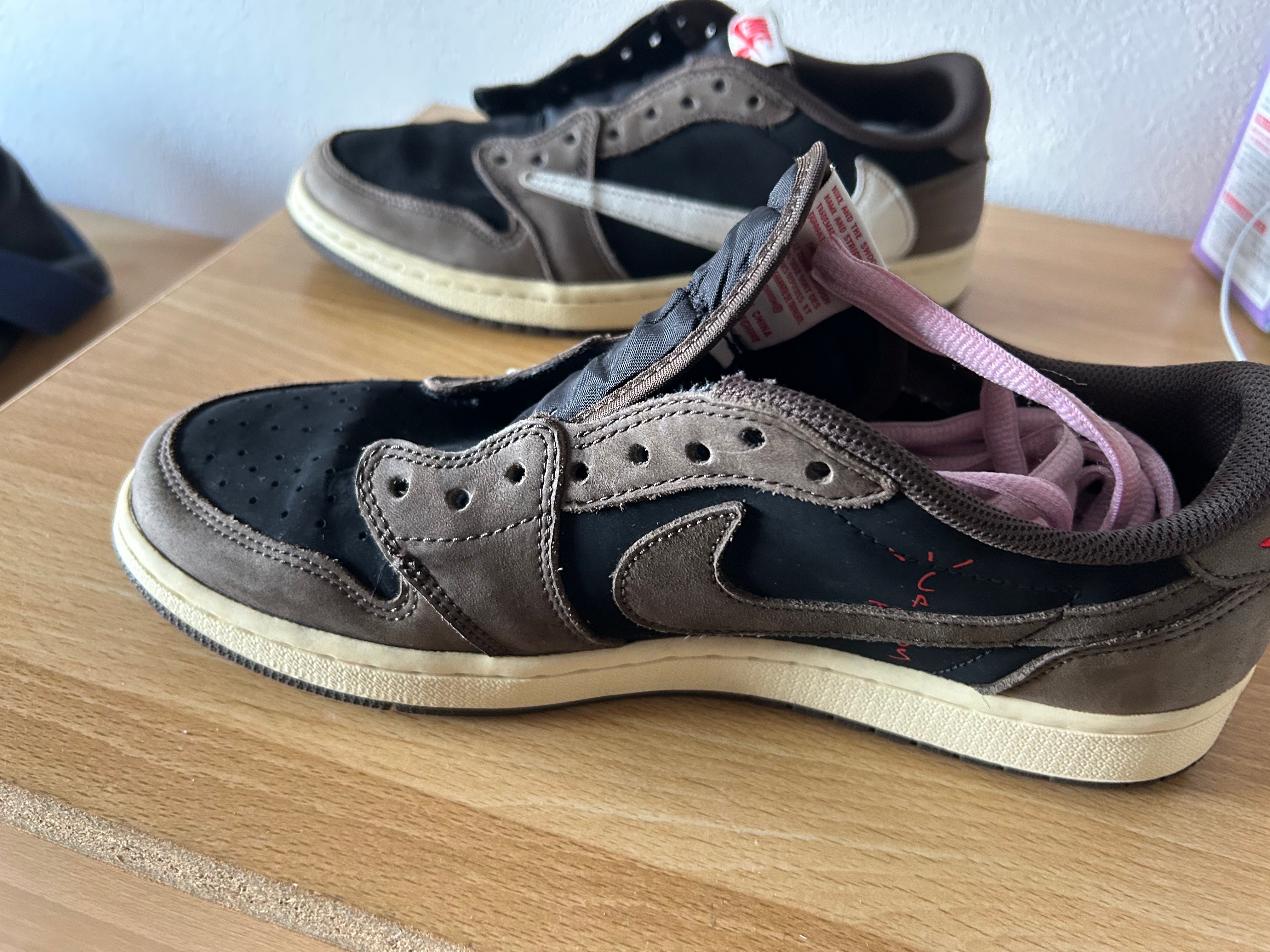 Travis Scott × Nike Air Jordan 1 Low OG SP-T  "Black/Dark Mocha"