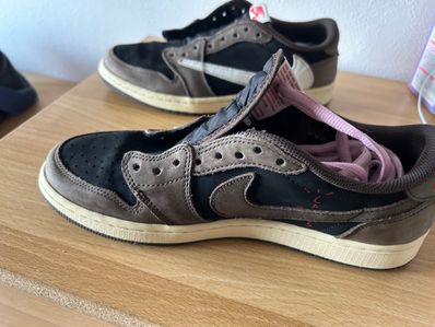 Travis Scott × Nike Air Jordan 1 Low OG SP-T "Black/Dark Mocha"