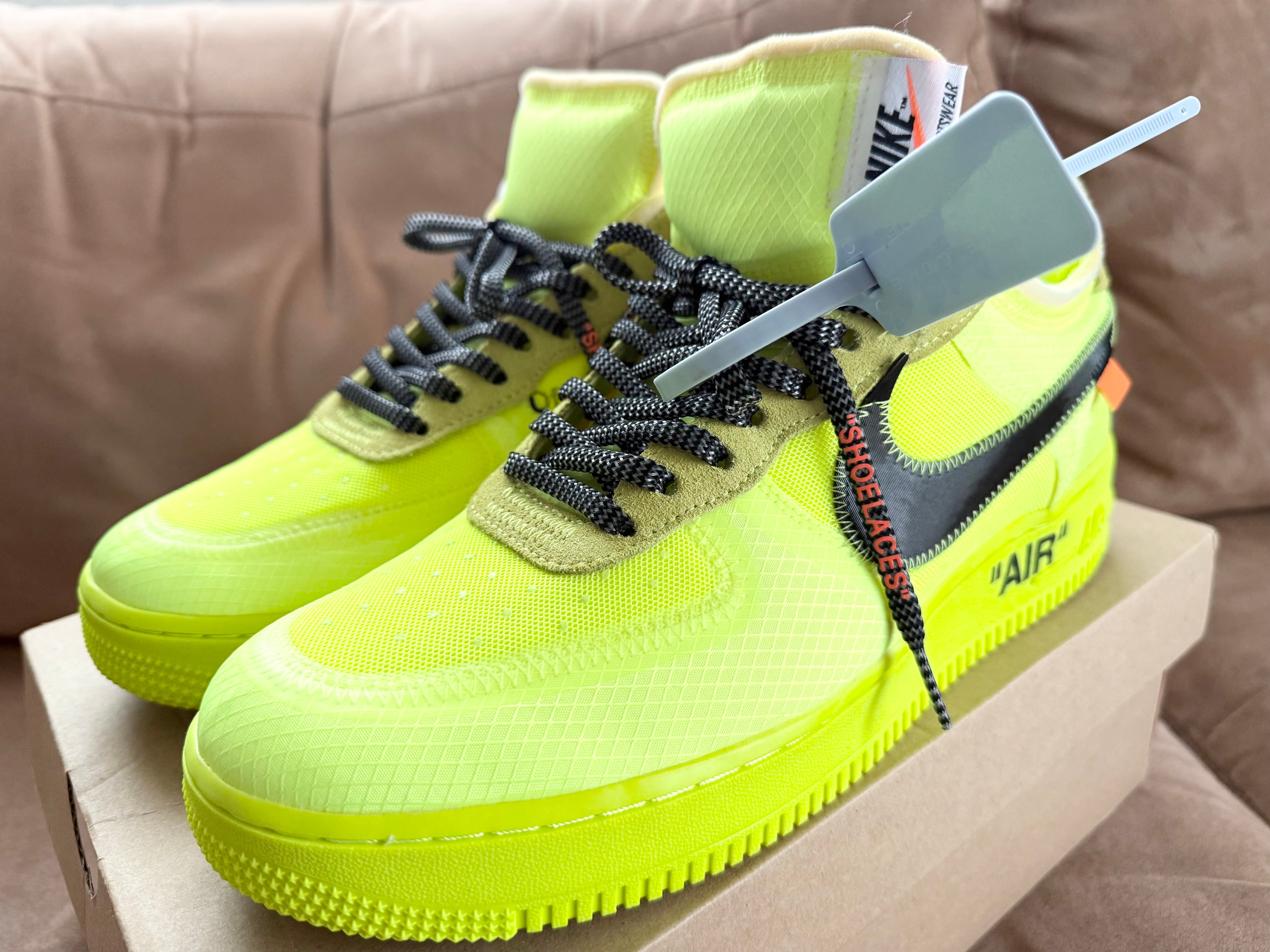 Off-White × Nike Air Force 1 Low "Volt"