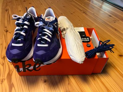 SACAI × NIKE VAPOR WAFFLE "DARK IRIS"