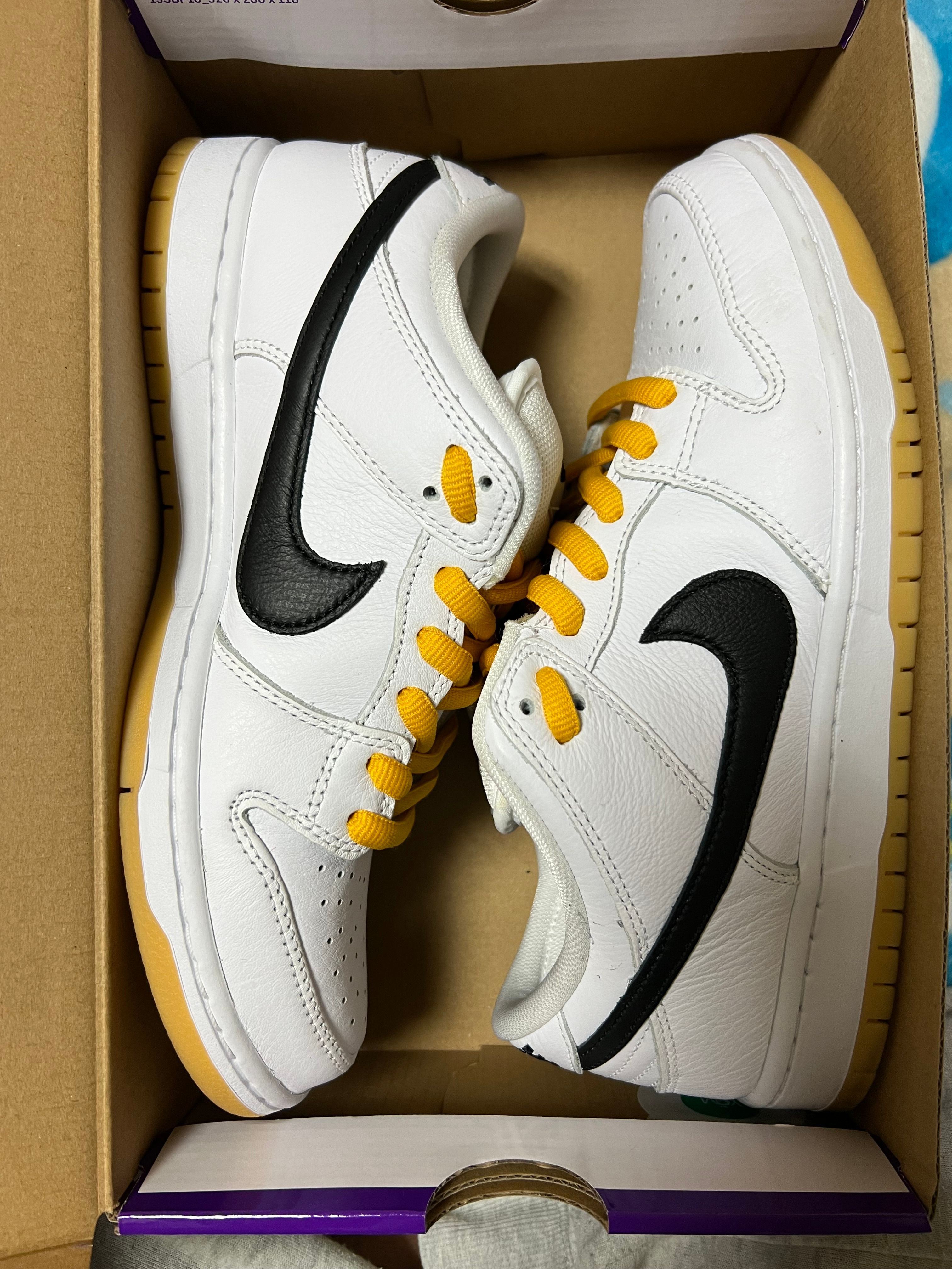 Nike SB Dunk Low Pro "White/Black-White-Gum Light Brown"