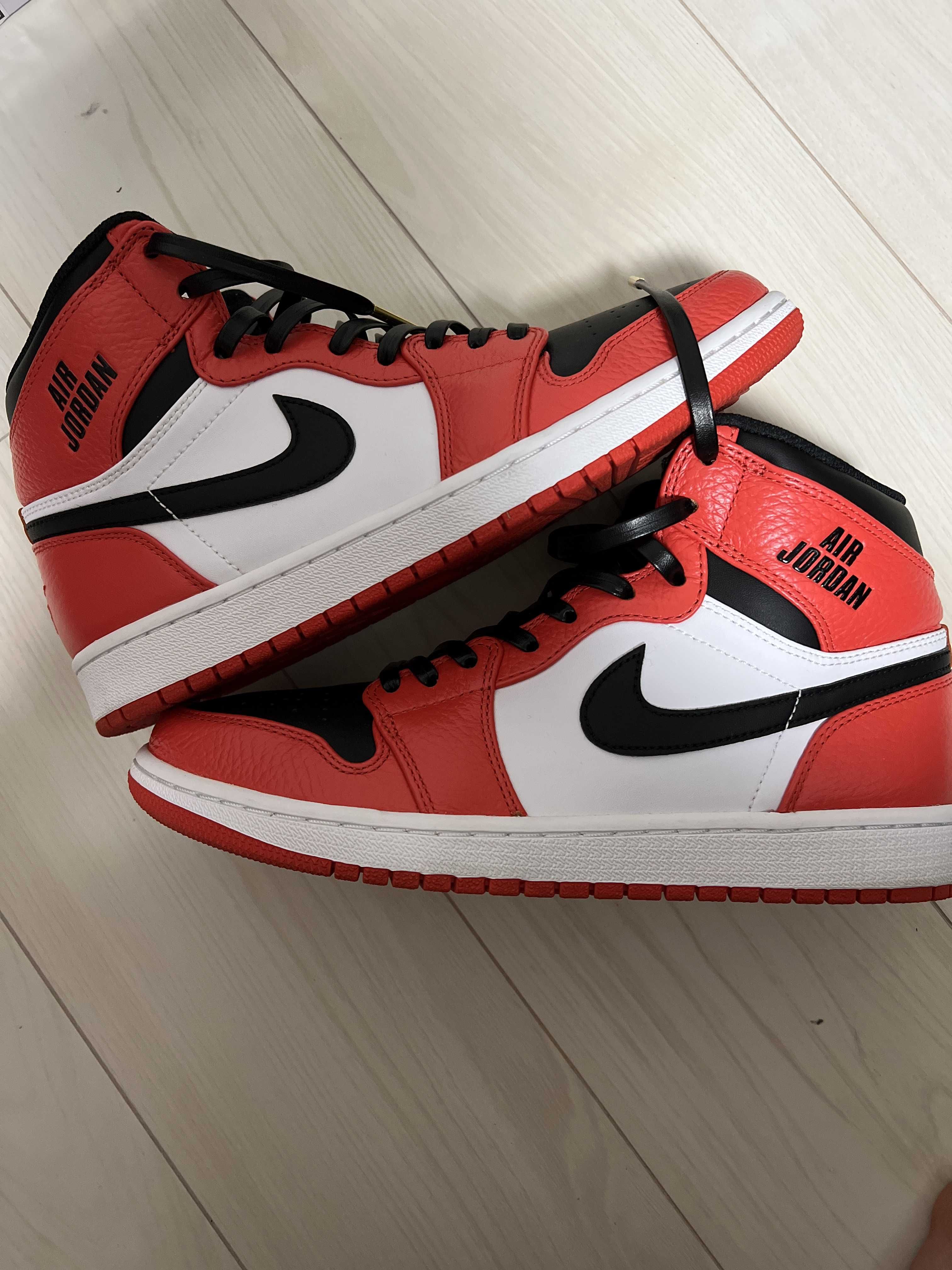 Nike Air Jordan 1 Retro High "Rare Air Max Orange"