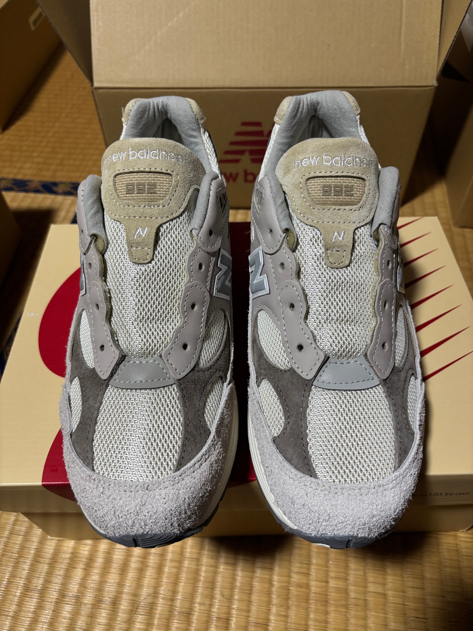 New Balance 992 "Moonrock/Mushroom"