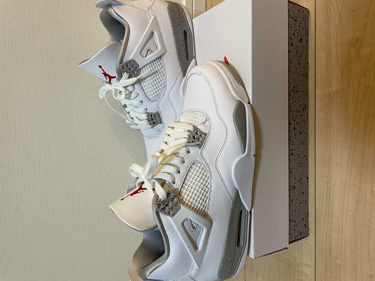Nike Air Jordan 4 "Tech White"
