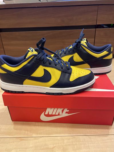 Nike Dunk Low "Michigan"