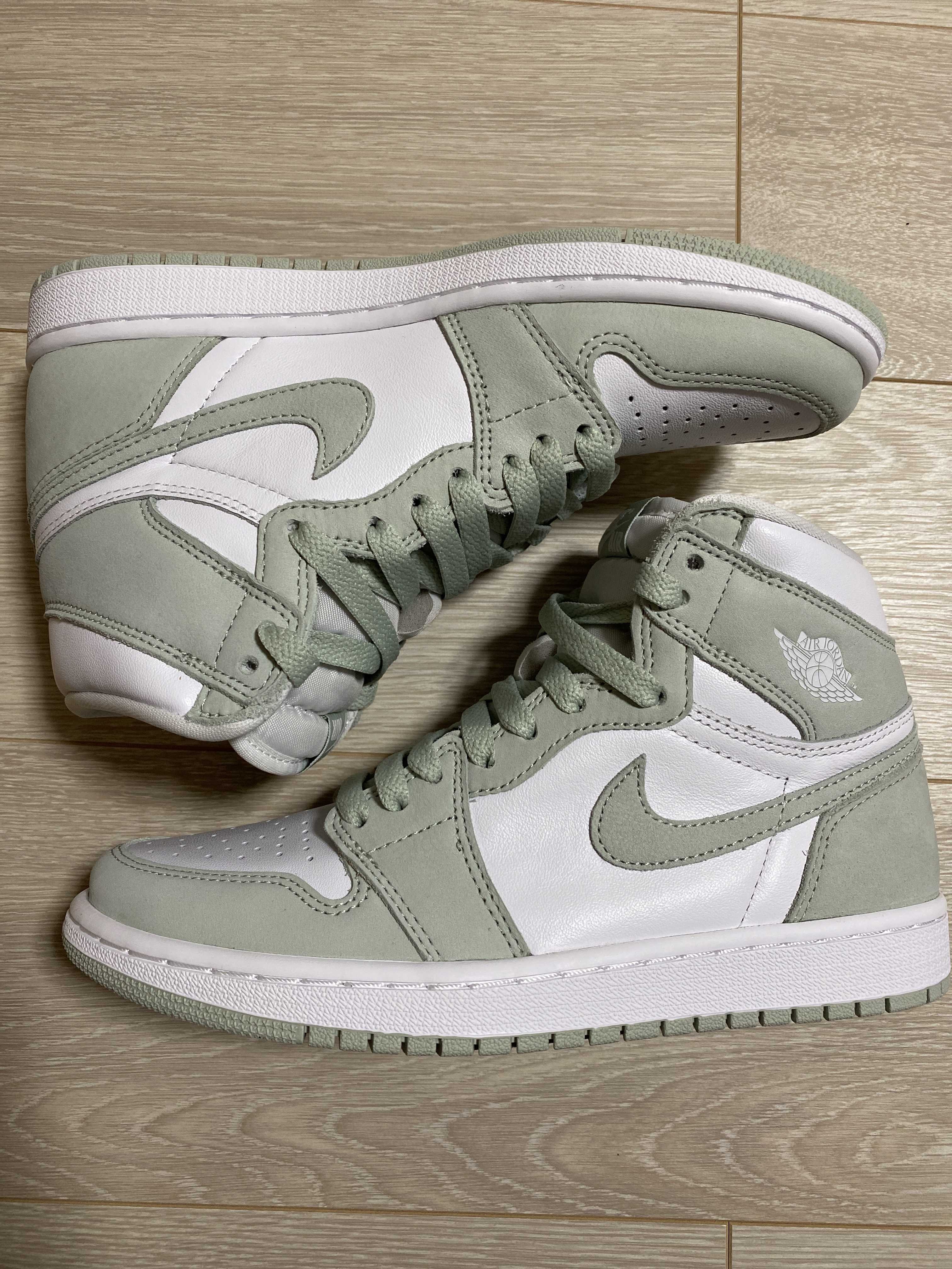 Nike Women's Air Jordan 1 High OG "Seafoam"