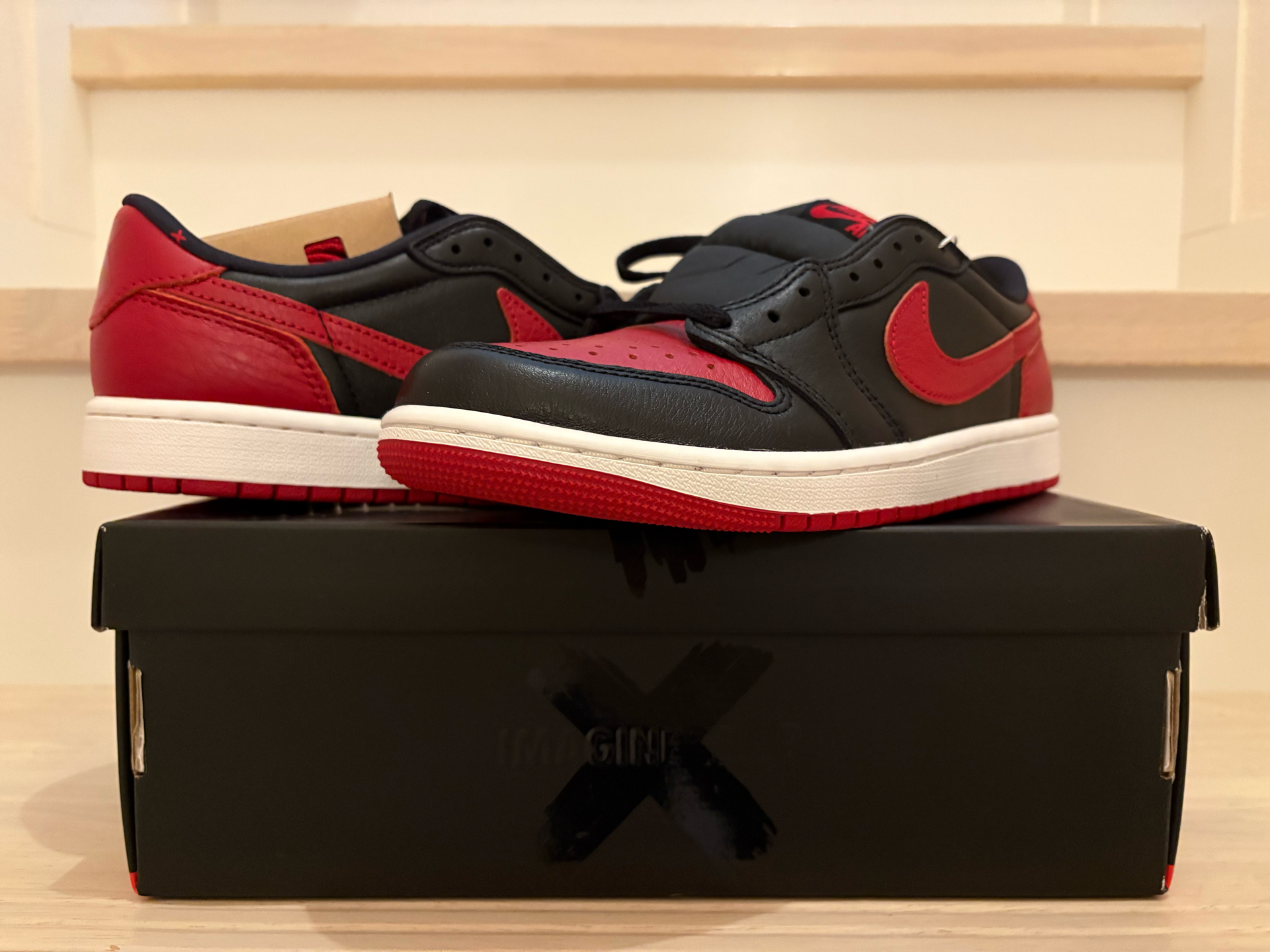 Nike Air Jordan 1 Retro Low OG "Banned"