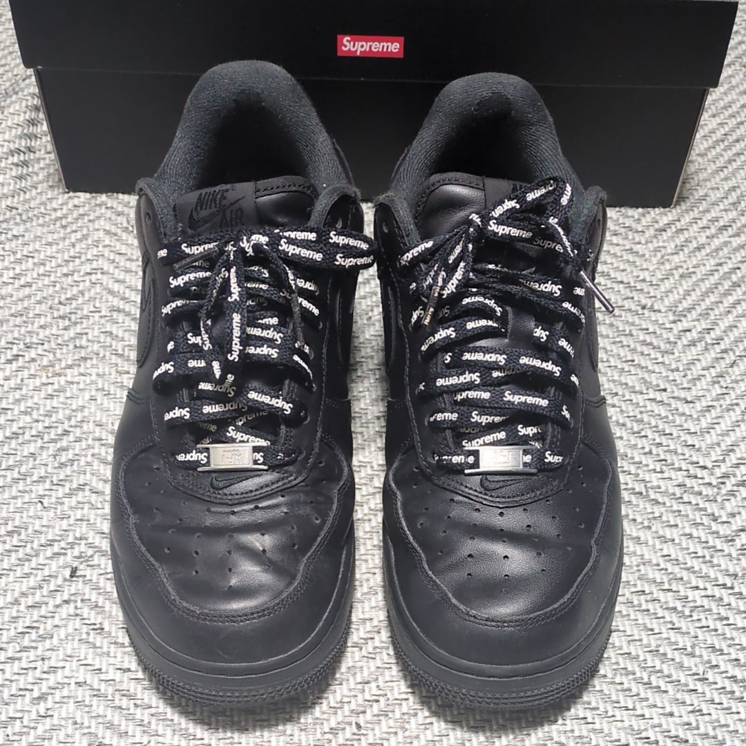Supreme × Nike Air Force 1 Low "Black"