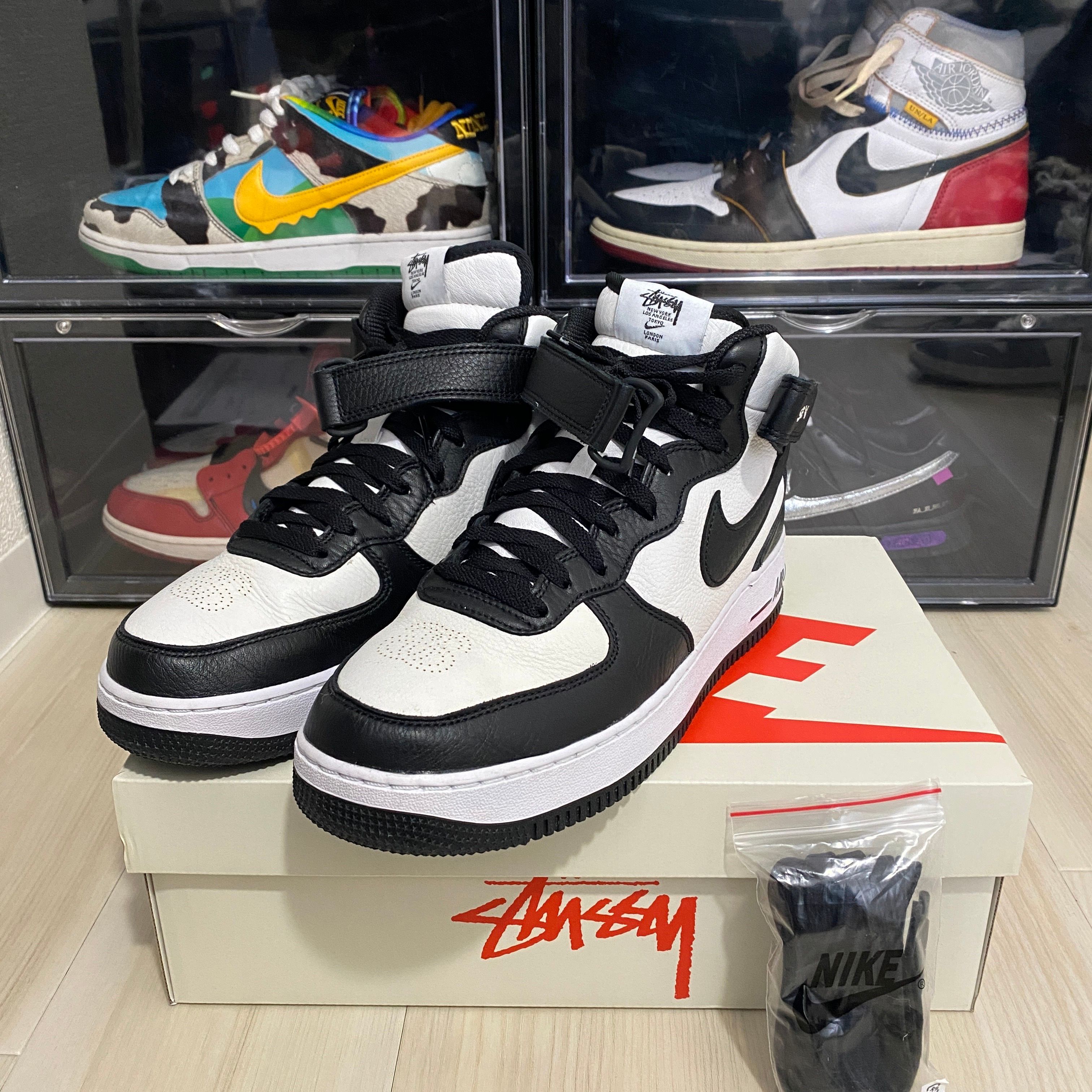 Stussy × Nike Air Force 1 Mid "Black and Light Bone"