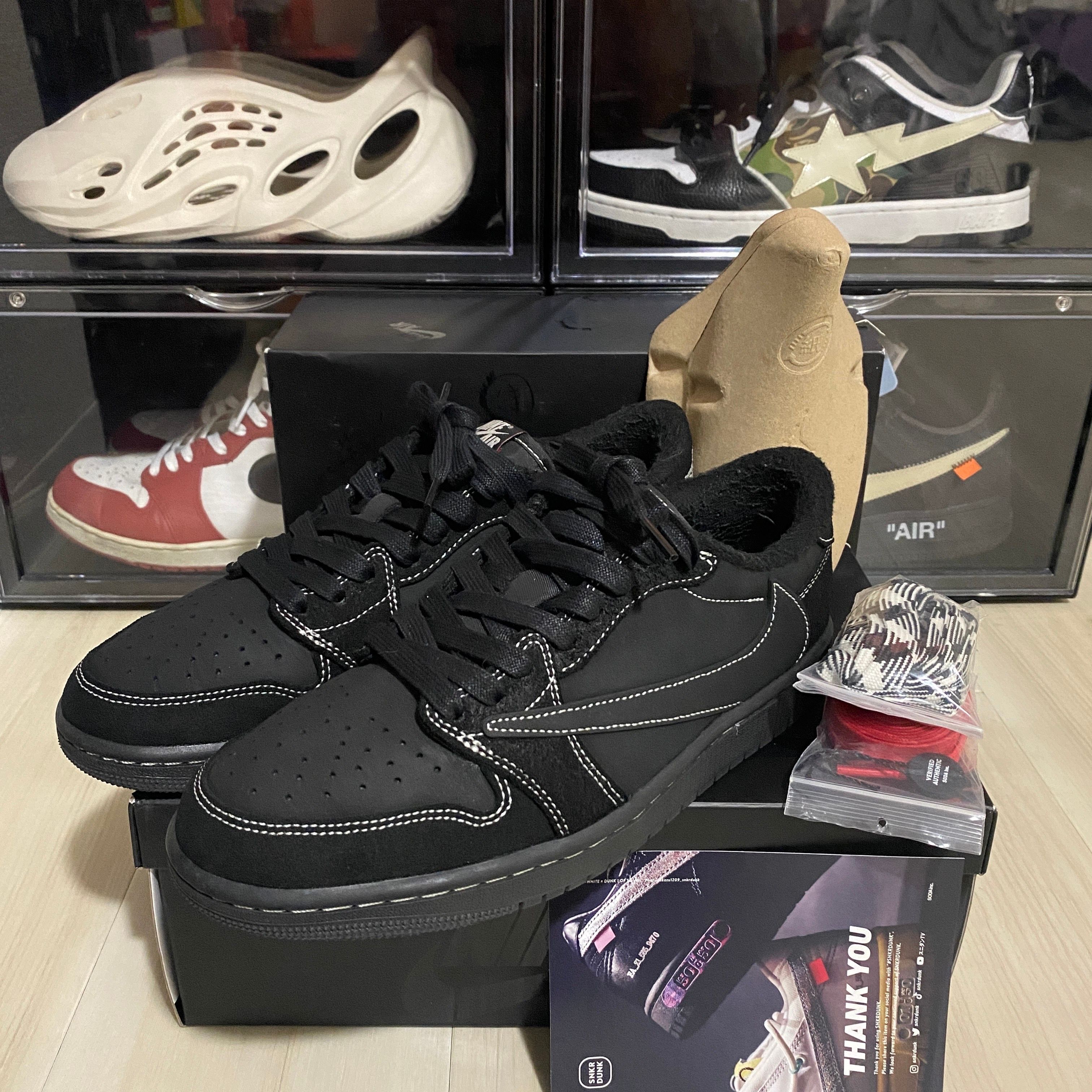 Travis Scott × Nike Air Jordan 1 Low OG SP "Black Phantom"