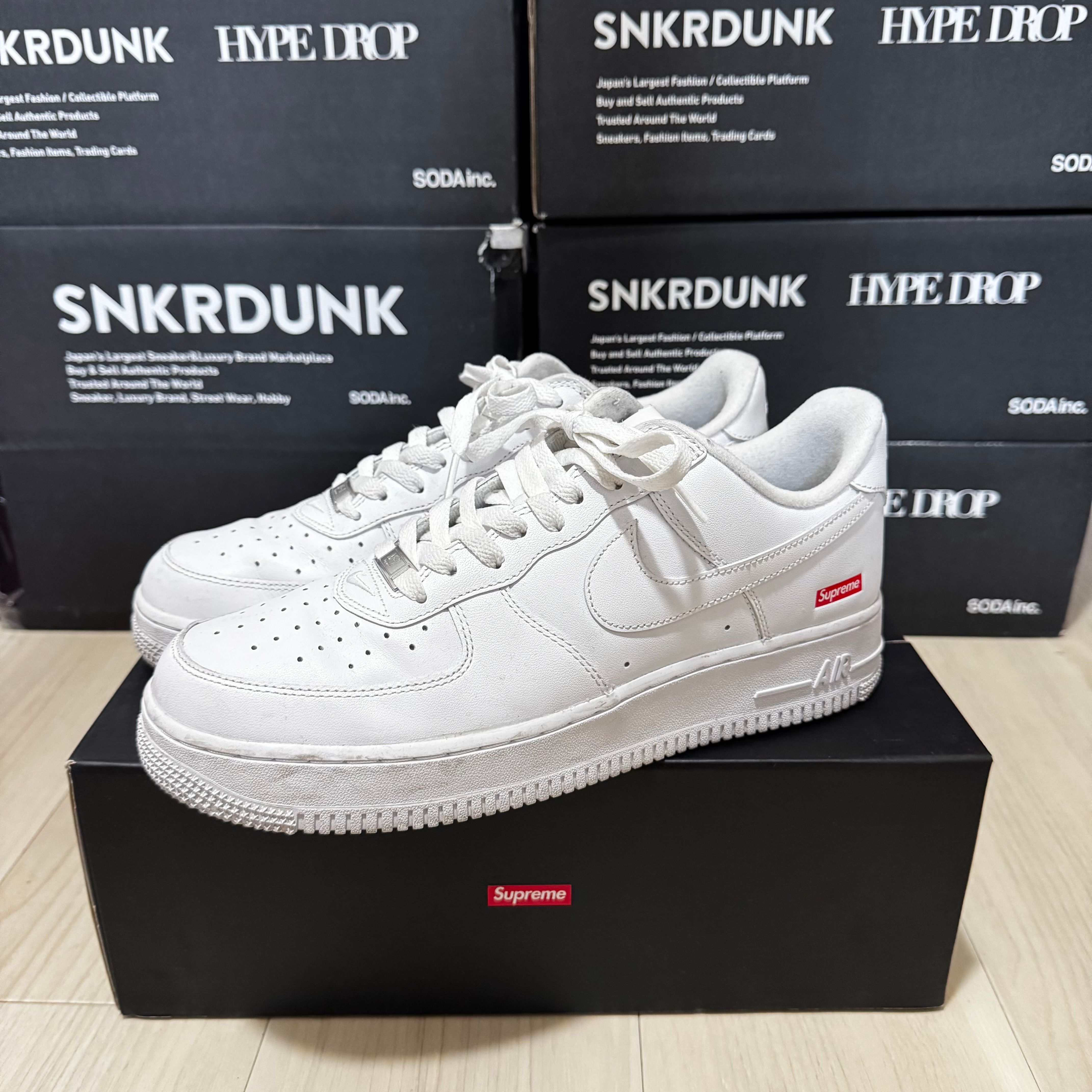 Supreme × Nike Air Force 1 Low "White"