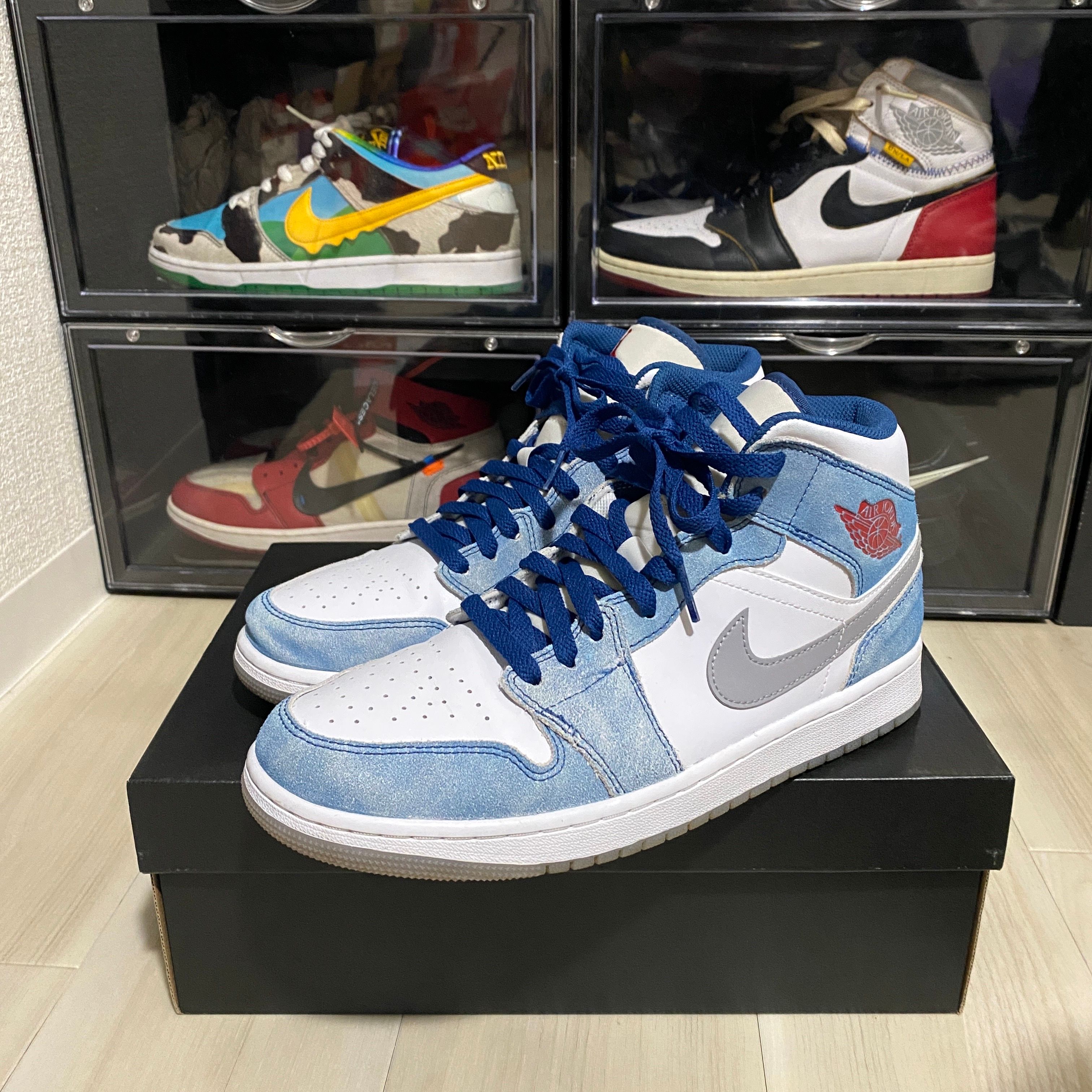 Nike Air Jordan 1 Mid SE "White/Hyper Royal/Red"