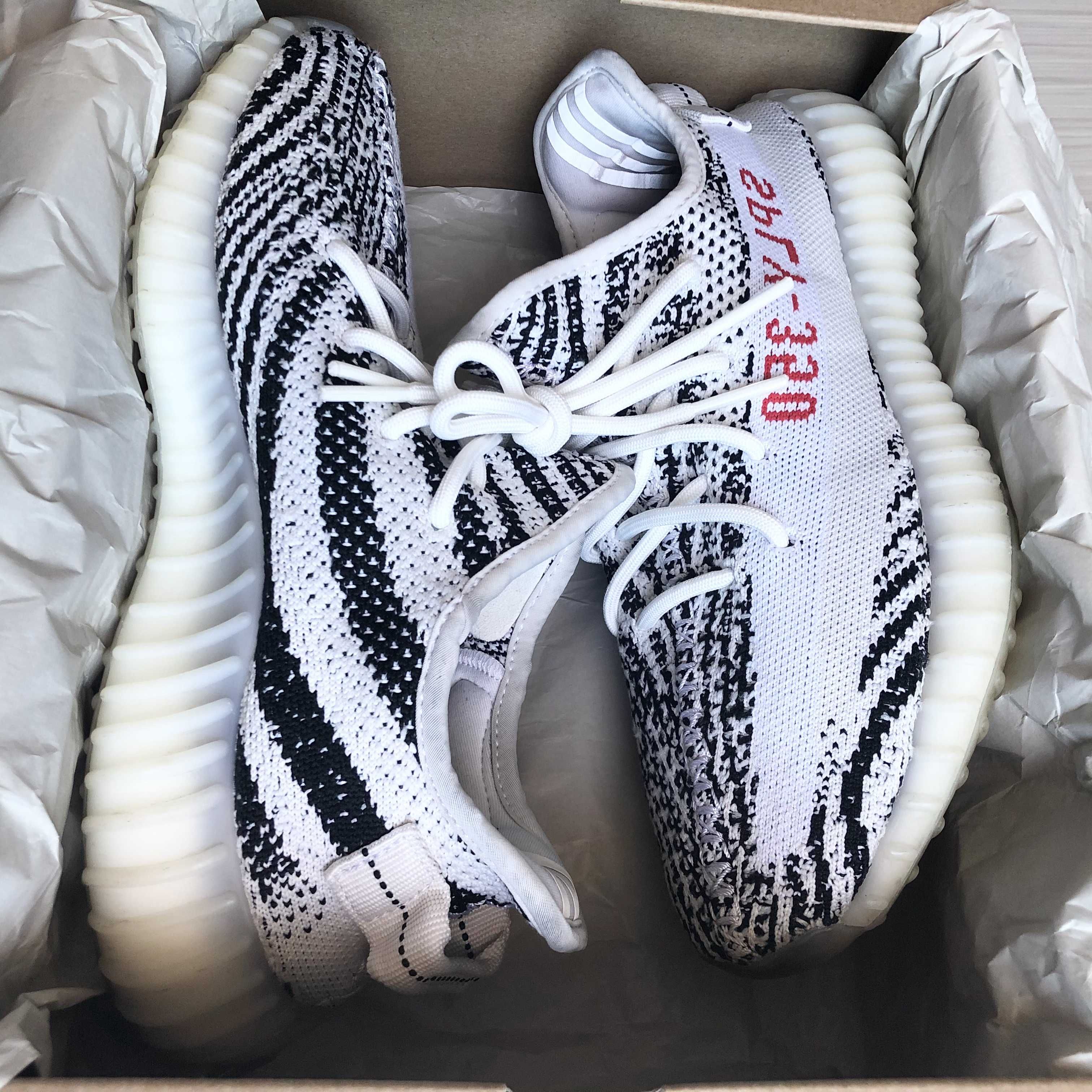 adidas YEEZY Boost 350 V2 "Zebra"