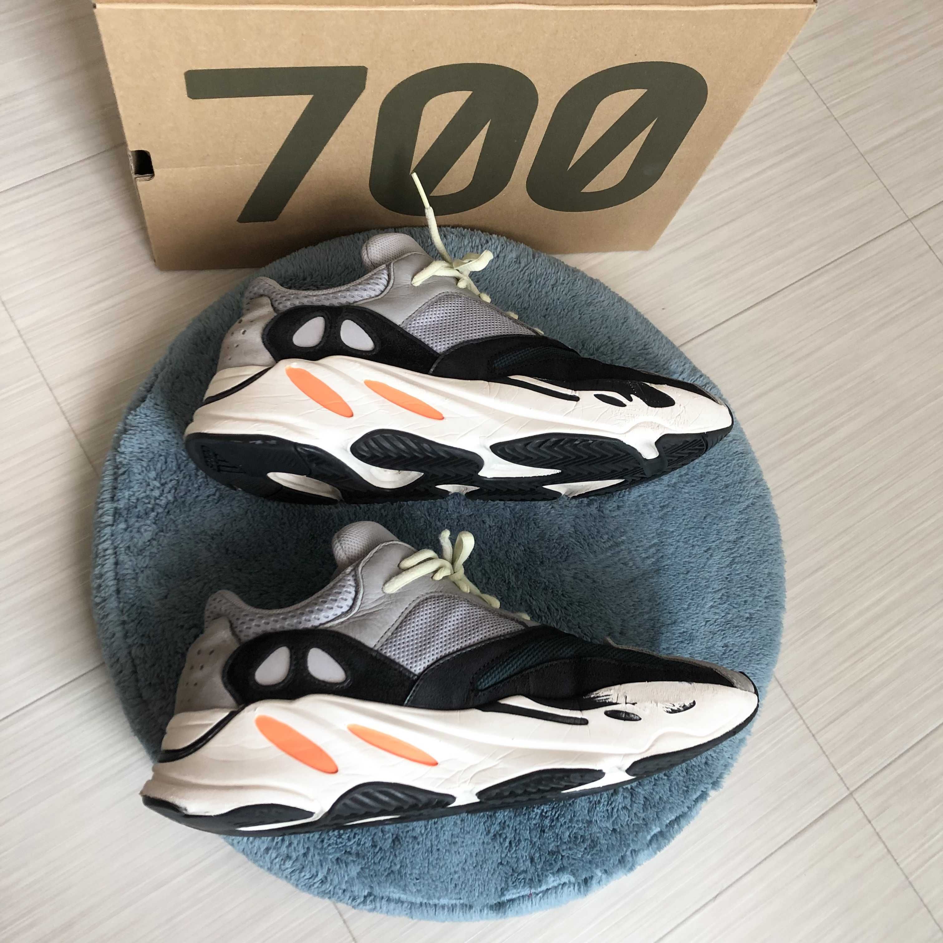 adidas YEEZY Boost 700 "Wave Runner"
