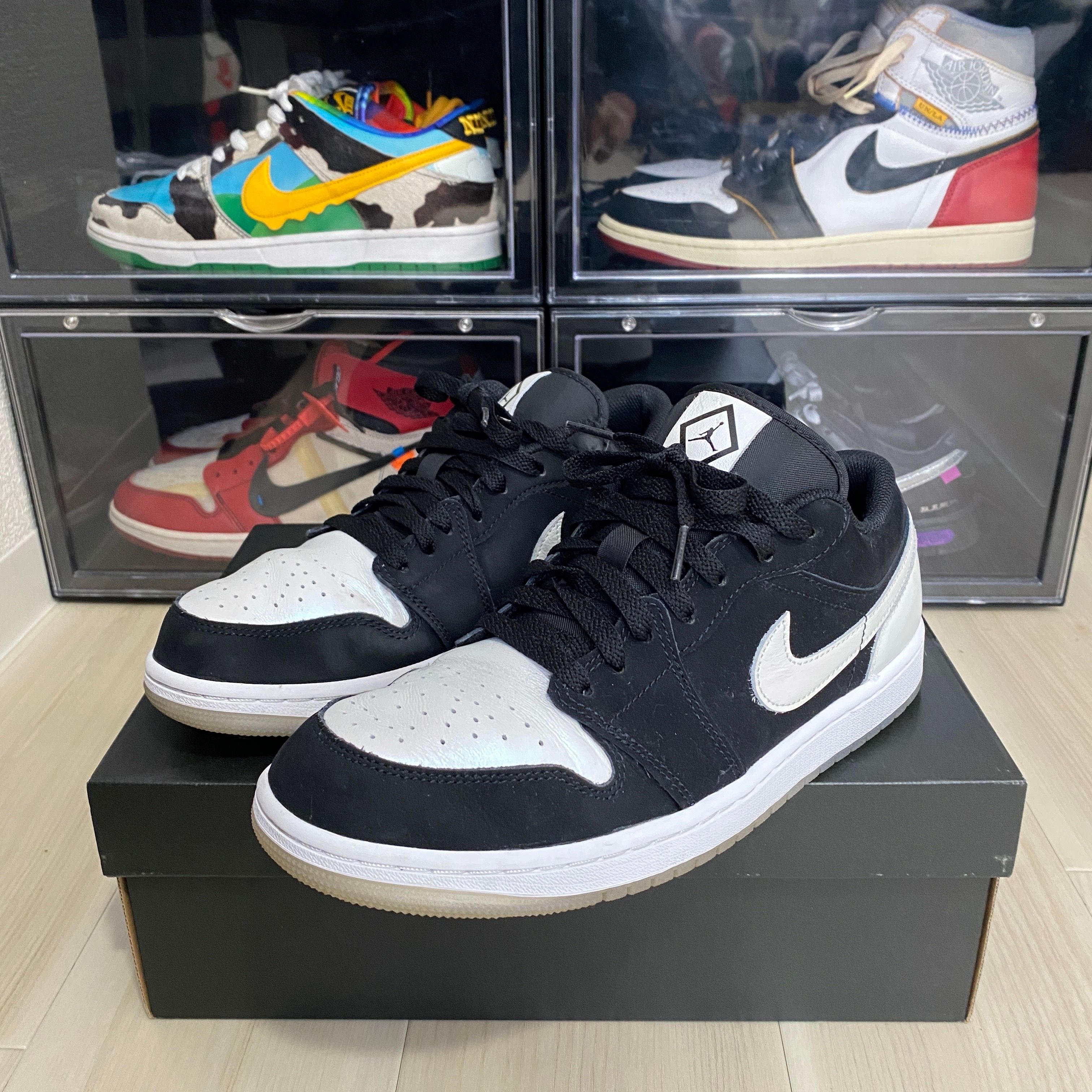 Nike Air Jordan 1 Low "Omega/Black/White"