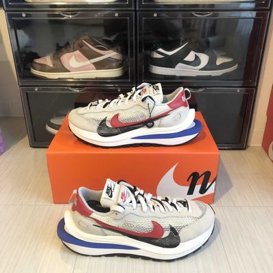 sacai × Nike Vapor Waffle "Royal Fuchsia"