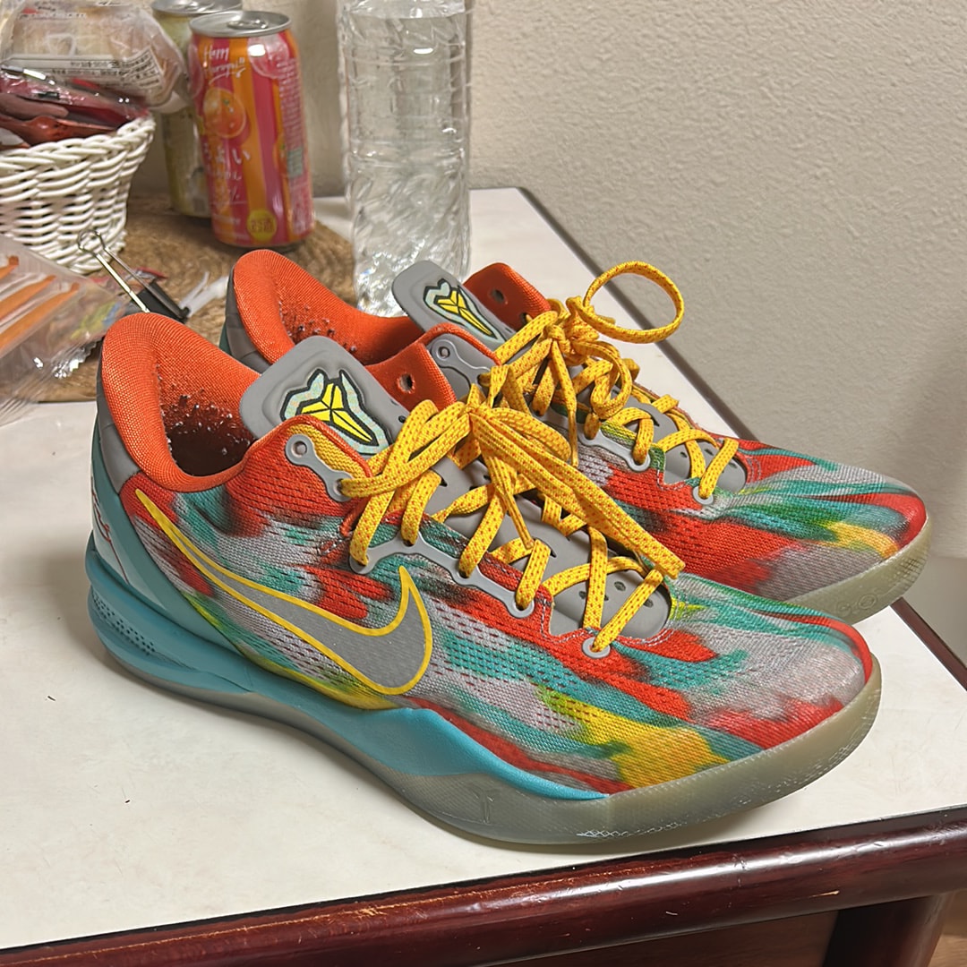 ナイキ コービー8 プロトロ "ベニスビーチ"
