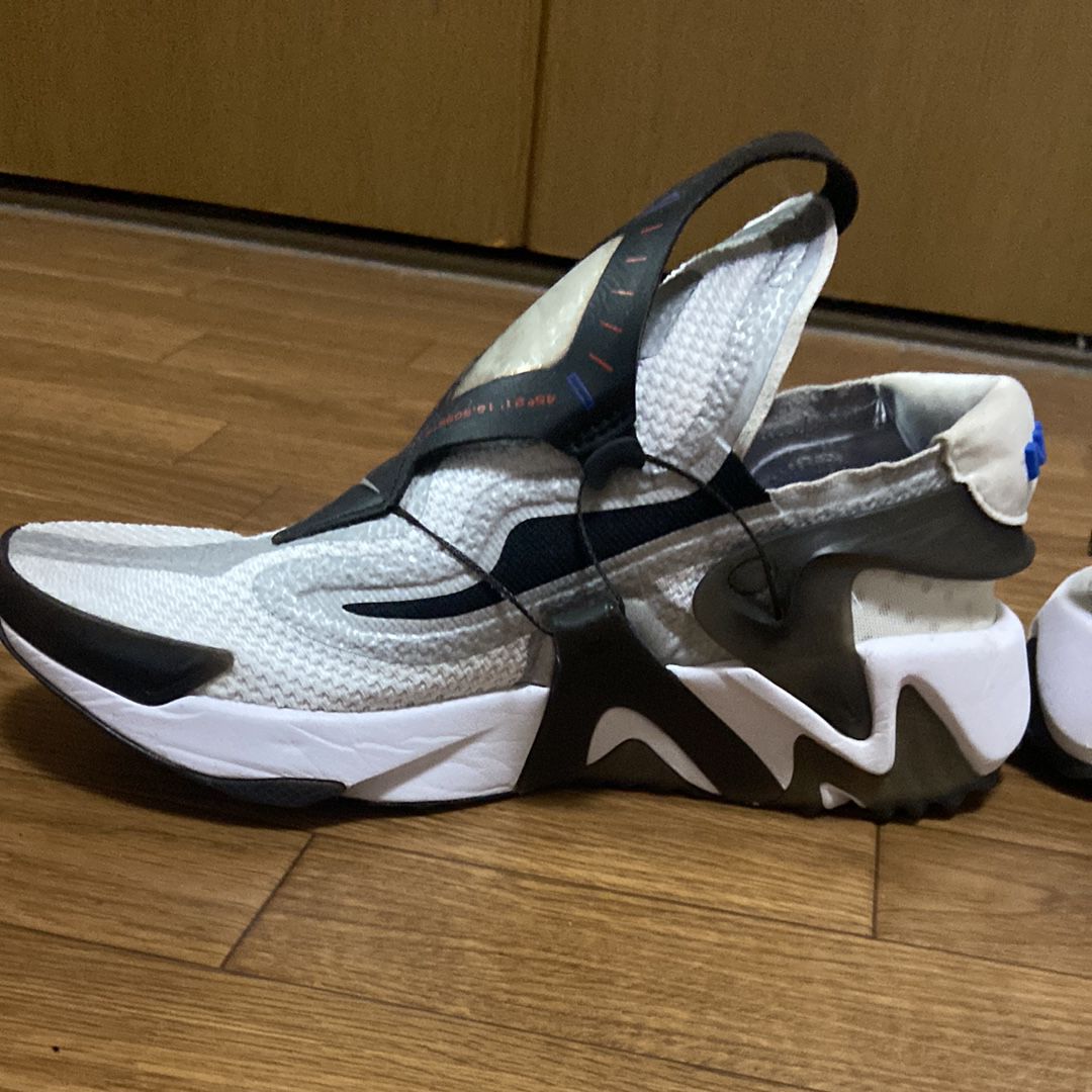 Nike Adapt Huarache "White Black"