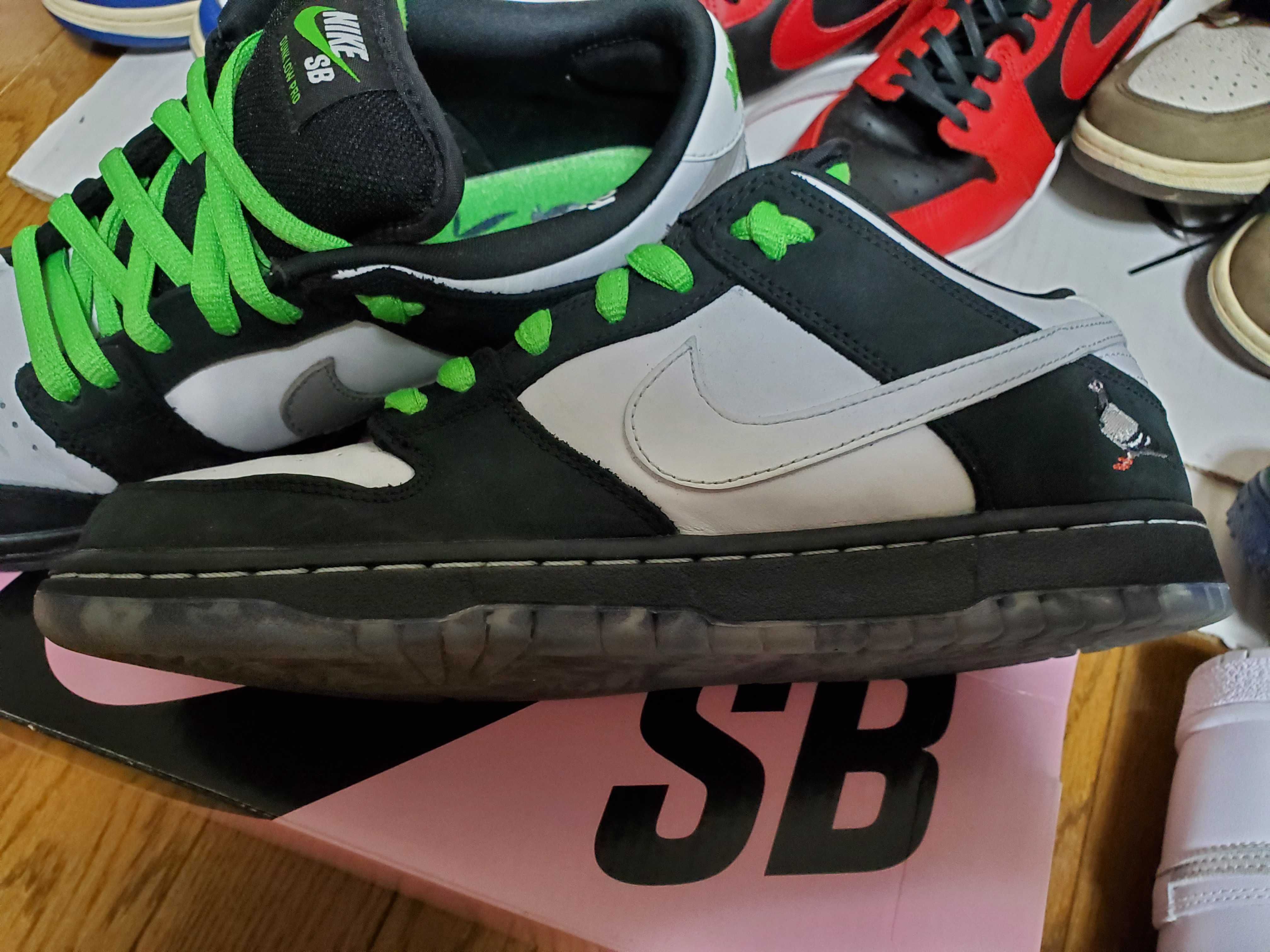 STAPLE × Nike SB Dunk Low "Pigeon Black/White"