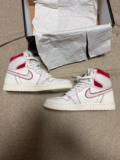 Nike Air Jordan 1 Retro High OG "Sail/University Red"