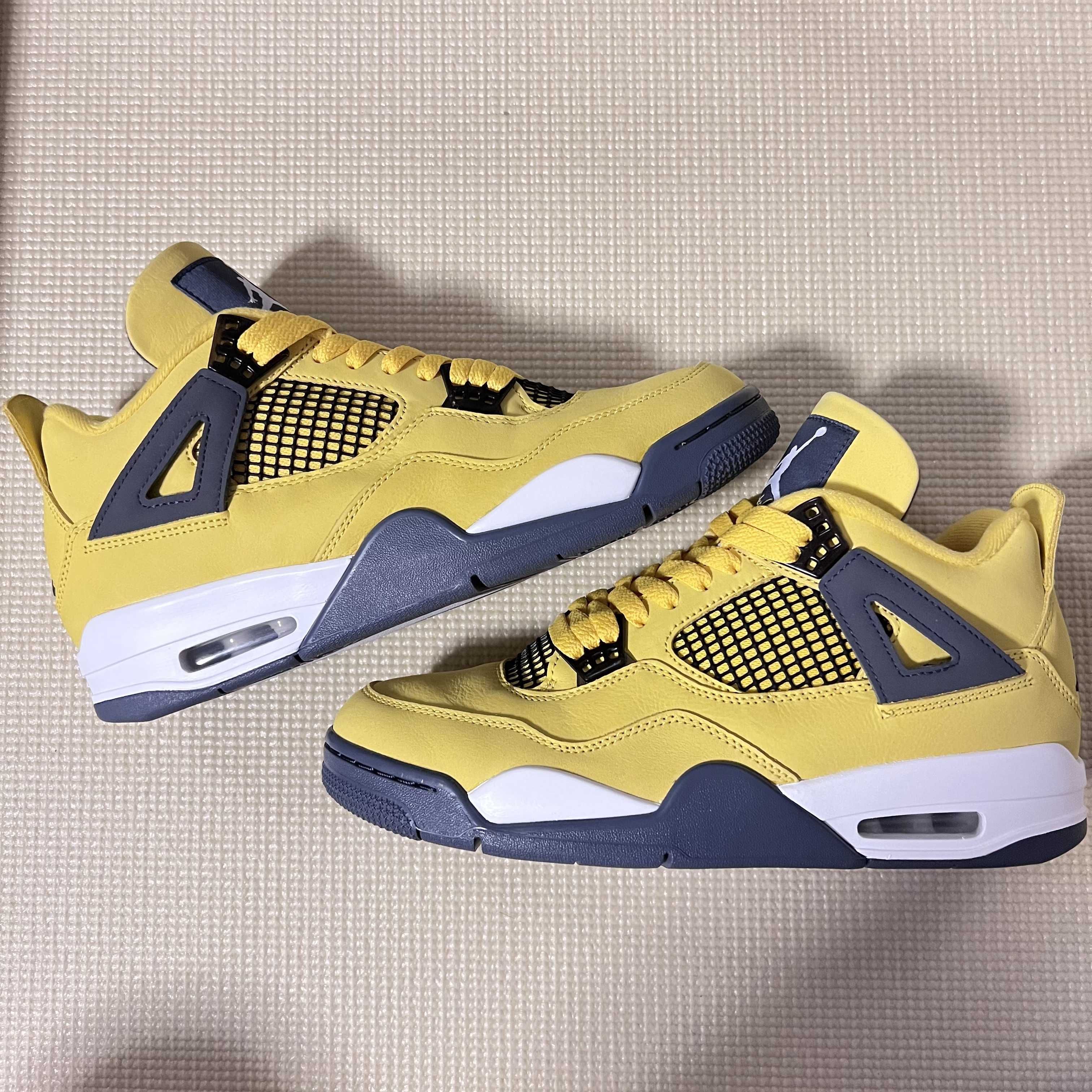 Nike Air Jordan 4 "Tour Yellow"