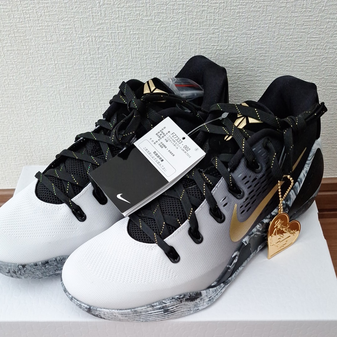 ナイキ コービー9 ロー プロトロ EM "マンバティカ"