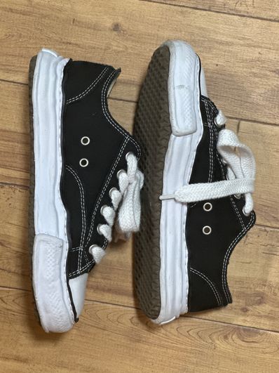 Maison MIHARA YASUHIRO PETERSON OG Sole Canvas Low-top Sneaker "Black" (A01FW702)