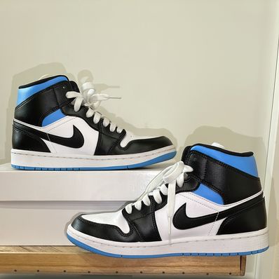 Nike Women's Air Jordan 1 Mid "Black/University Blue"