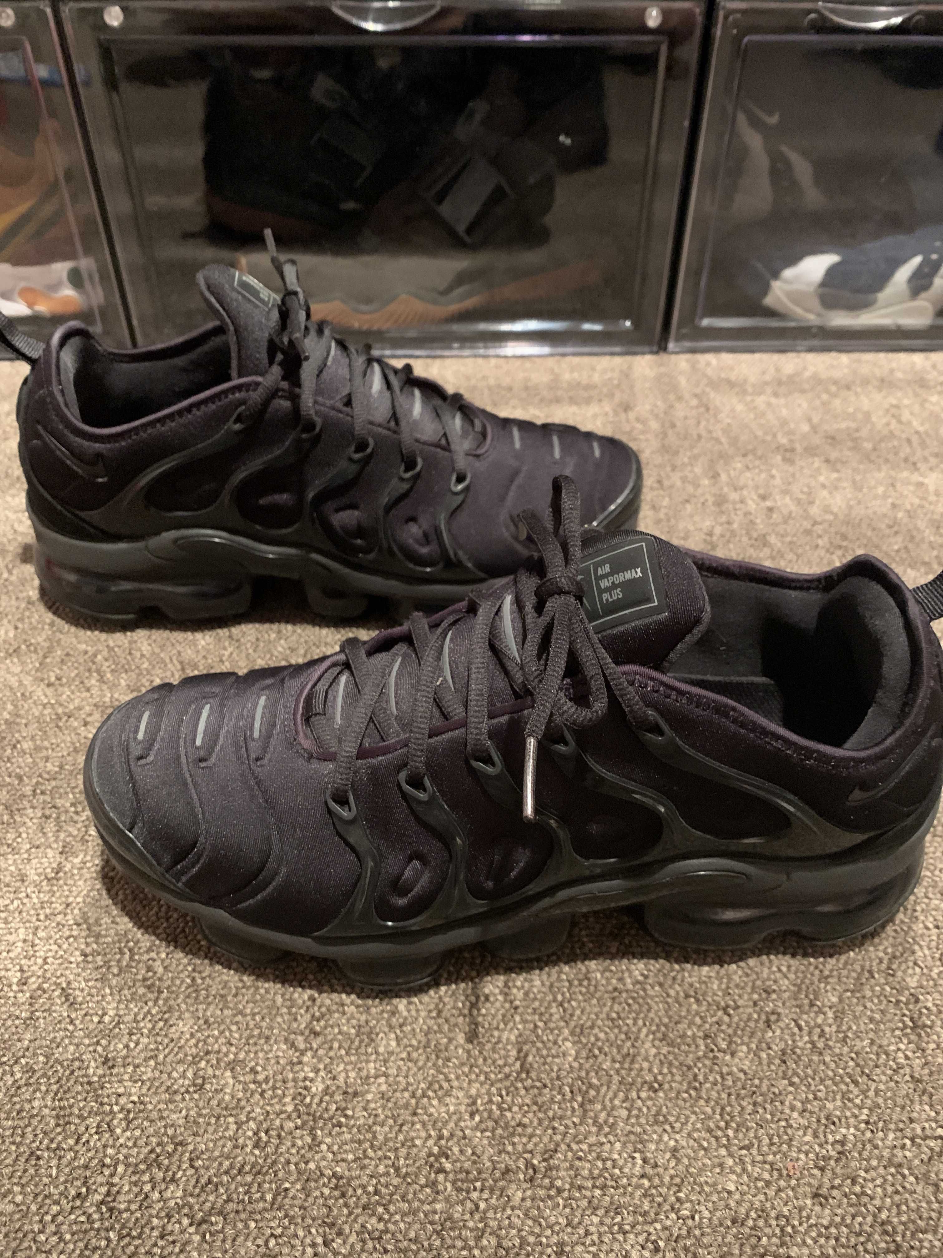 Nike Air Vapormax Plus "Triple Black" (2018)