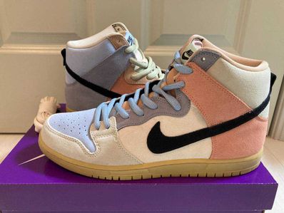 Nike SB Dunk High "Easter Spectrum"