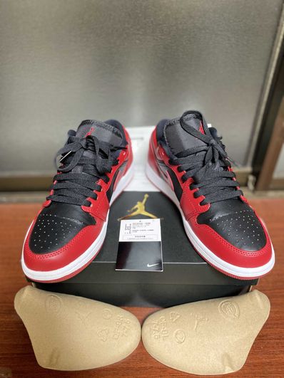 Nike Air Jordan 1 Low "Varsity Red"