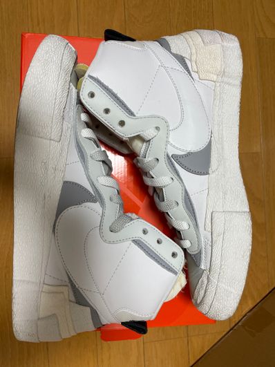 sacai × NIKE BLAZER MID "WHITE/WOLF GREY"