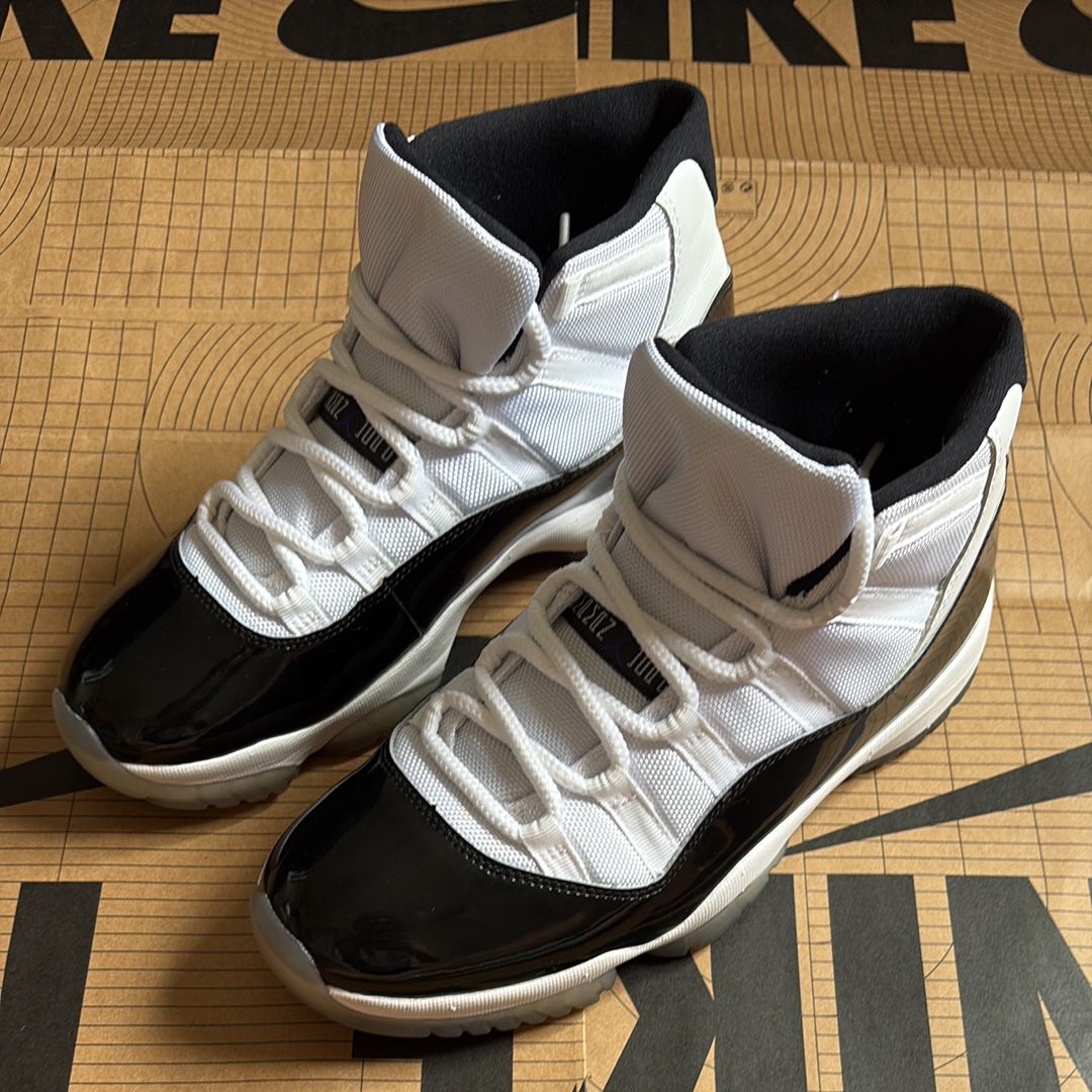 Nike Air Jordan 11 Retro "Concord" (2018)