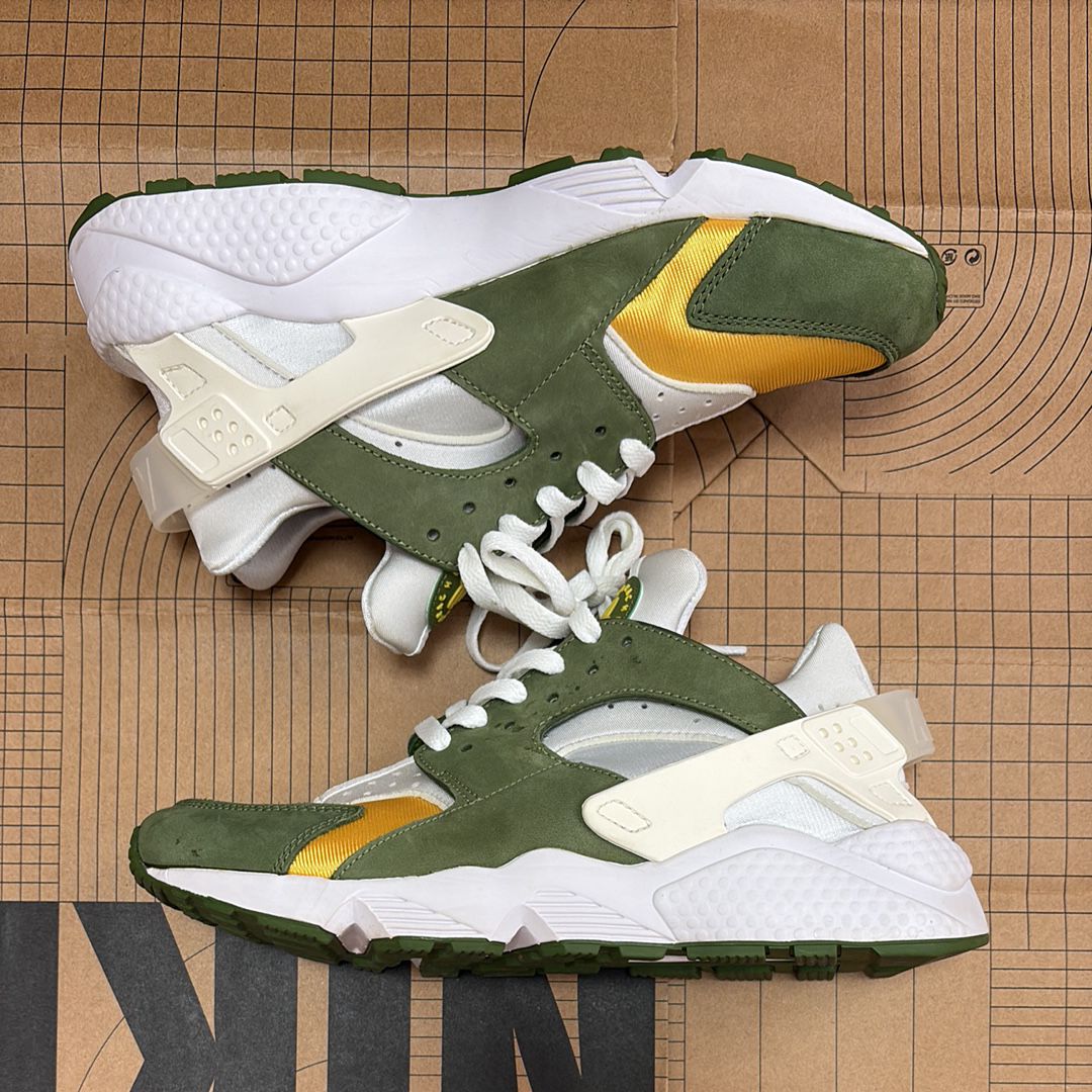 新品未使用　ステューシー × ナイキ エアハラチ \"ダークオリーブ\" ナイキ NIKE Stussy × Nike Air Huarache Dark Olive